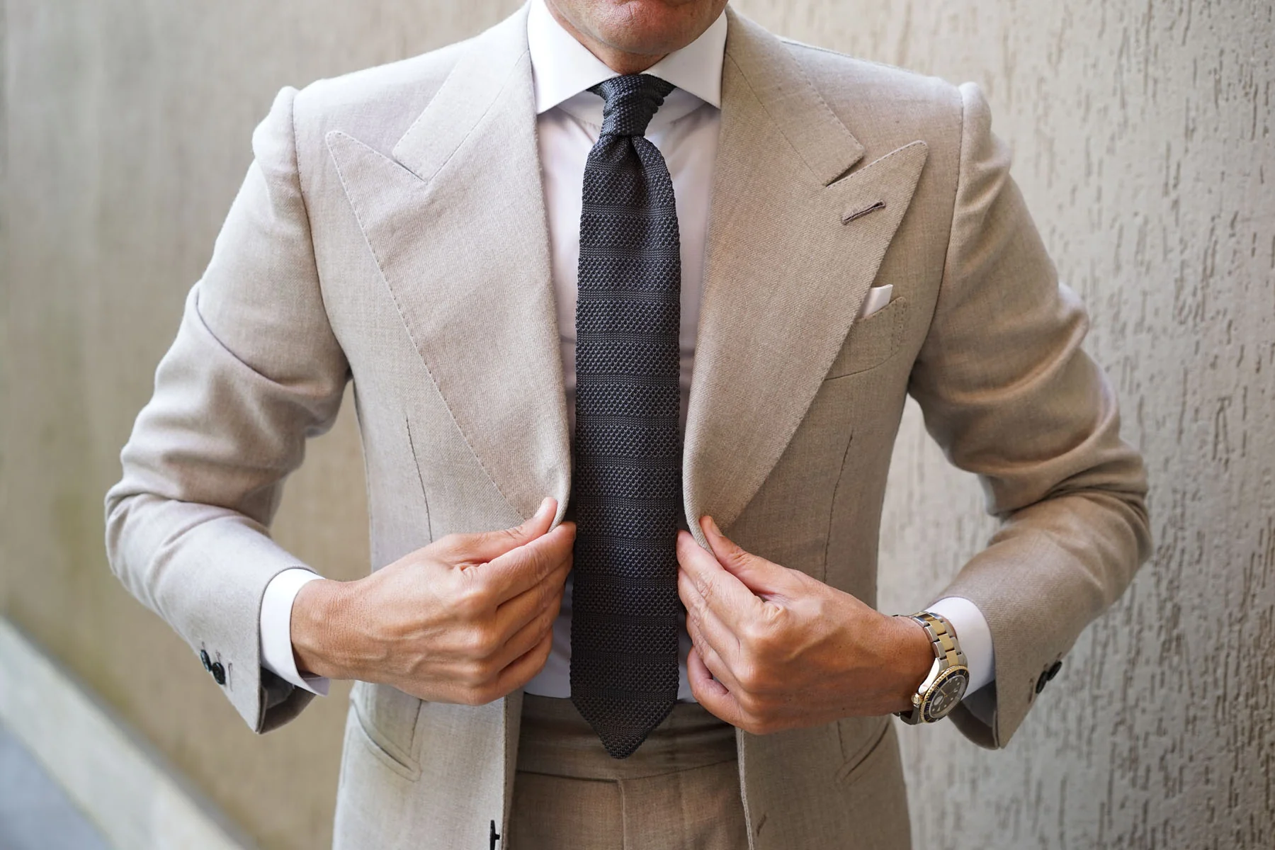 Alaskan Grey Knitted Tie - Image 5
