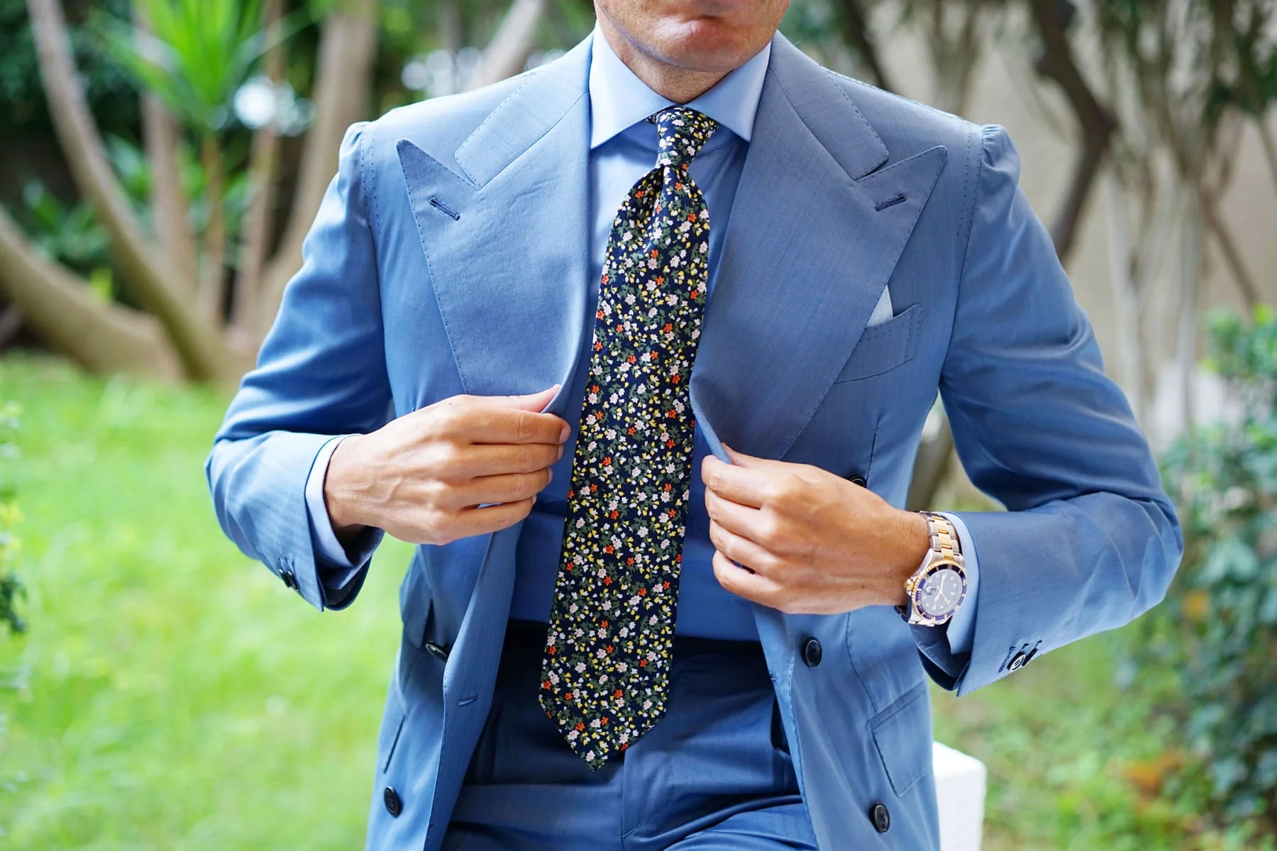 Anemone Floral Tie - Image 10