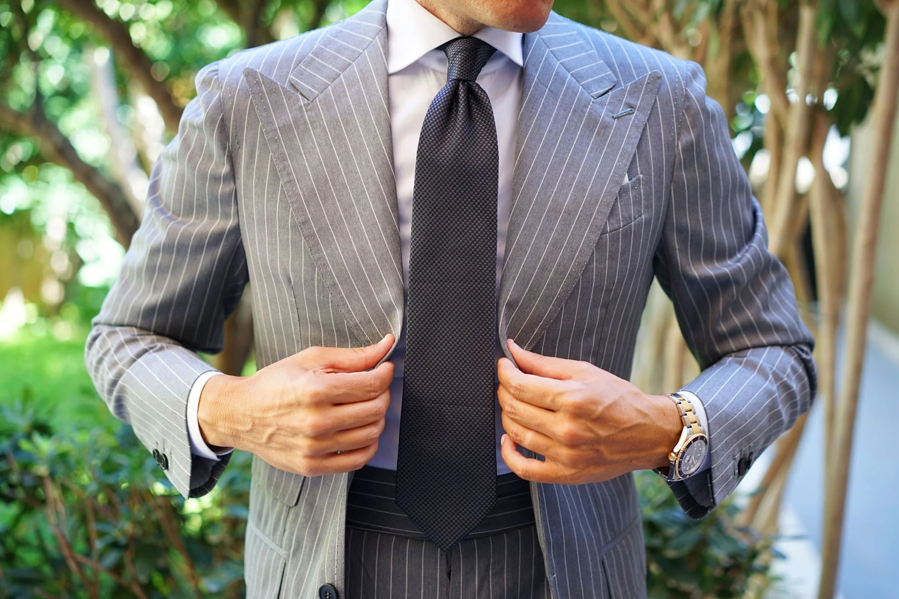 Black Houndstooth Pattern Necktie - Image 9