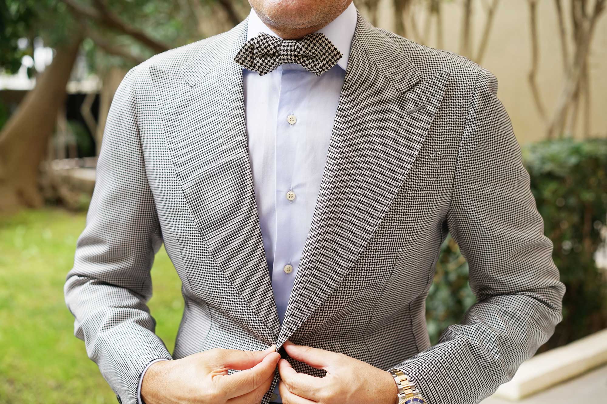 Black Houndstooth Spider Linen Diamond Bow Tie - Image 3