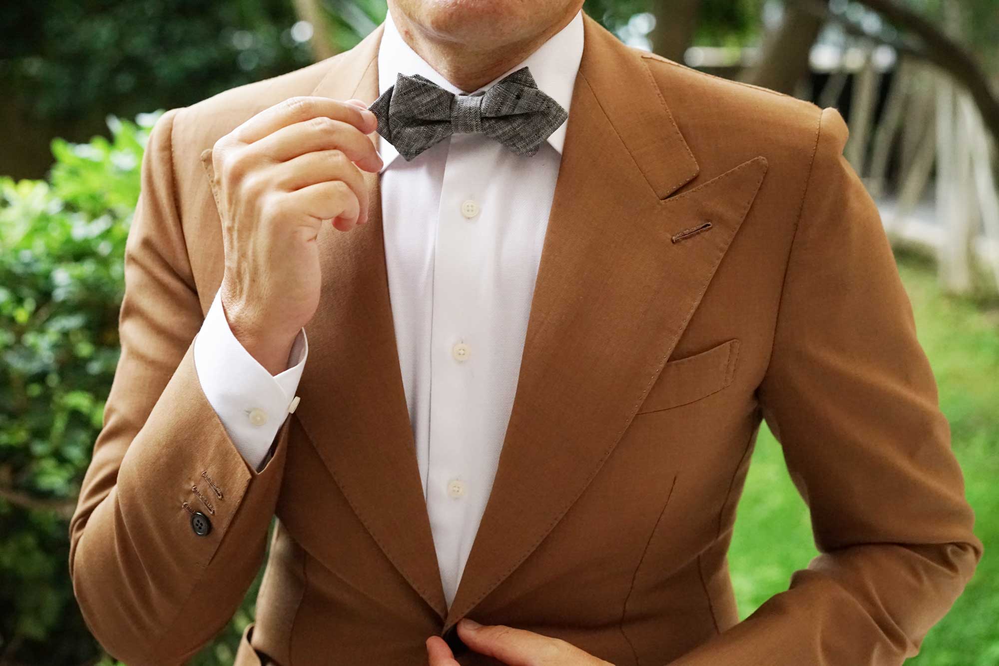 Black Linen Chambray Diamond Bow Tie - Image 6