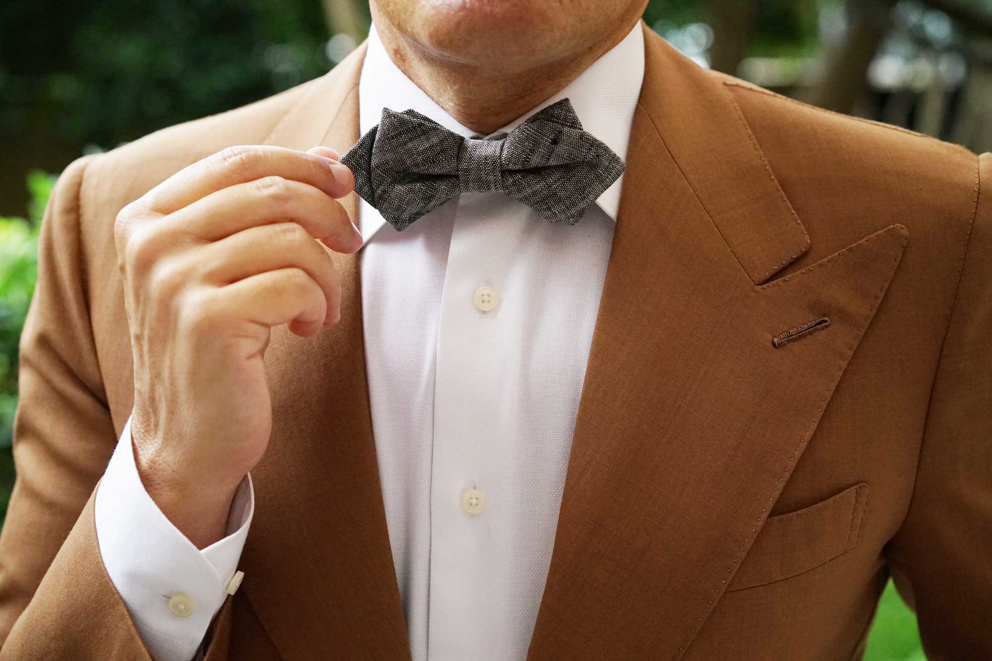 Black Linen Chambray Diamond Bow Tie - Image 7