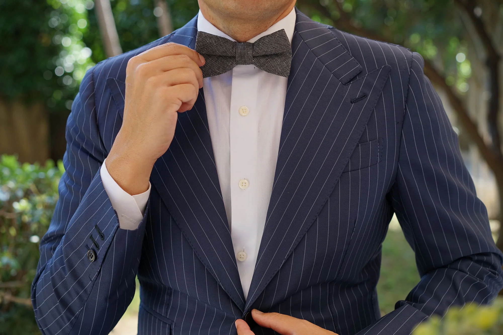 Black Needle Stitch Linen Bow Tie - Image 5