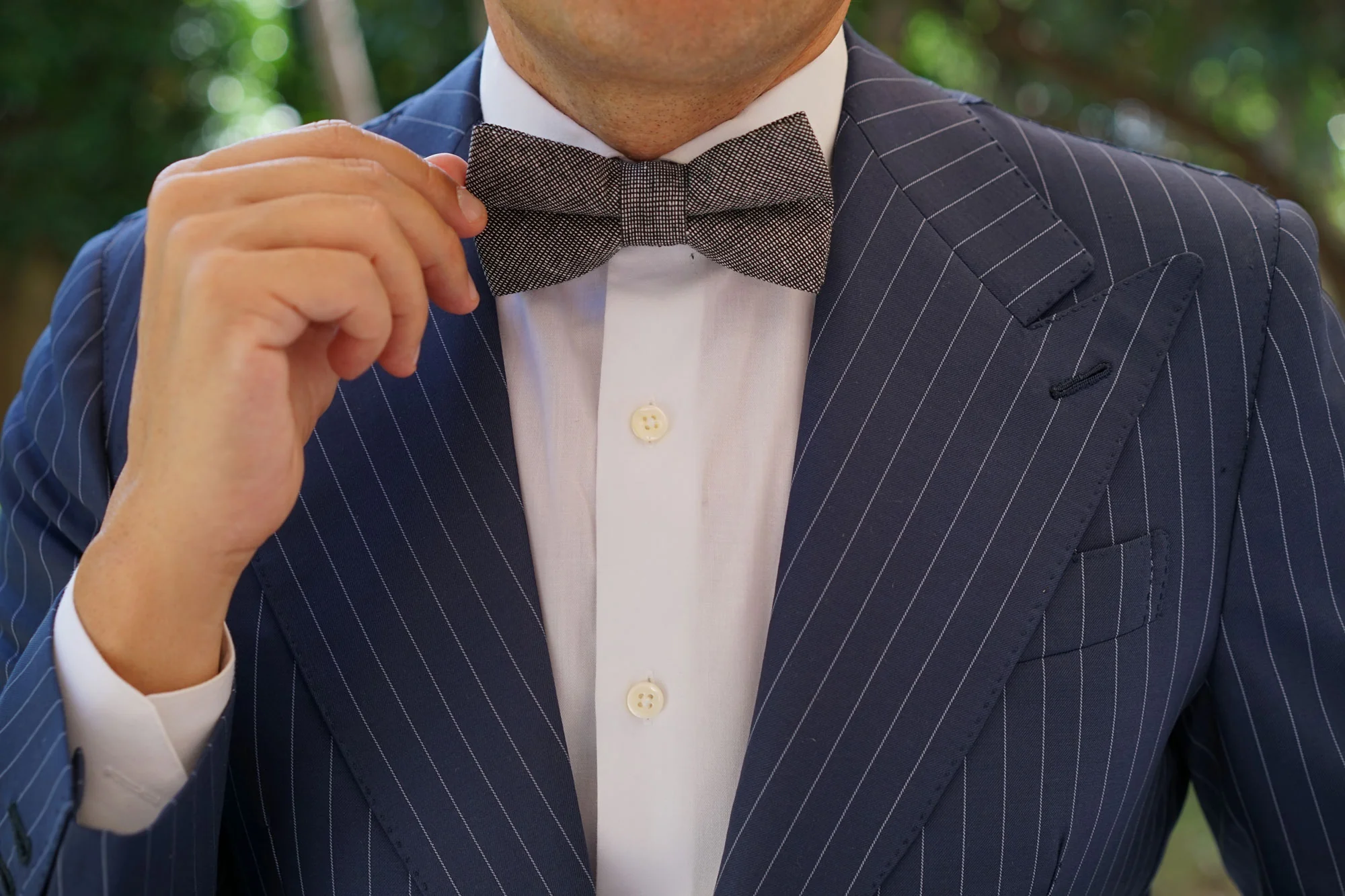 Black Needle Stitch Linen Bow Tie - Image 9