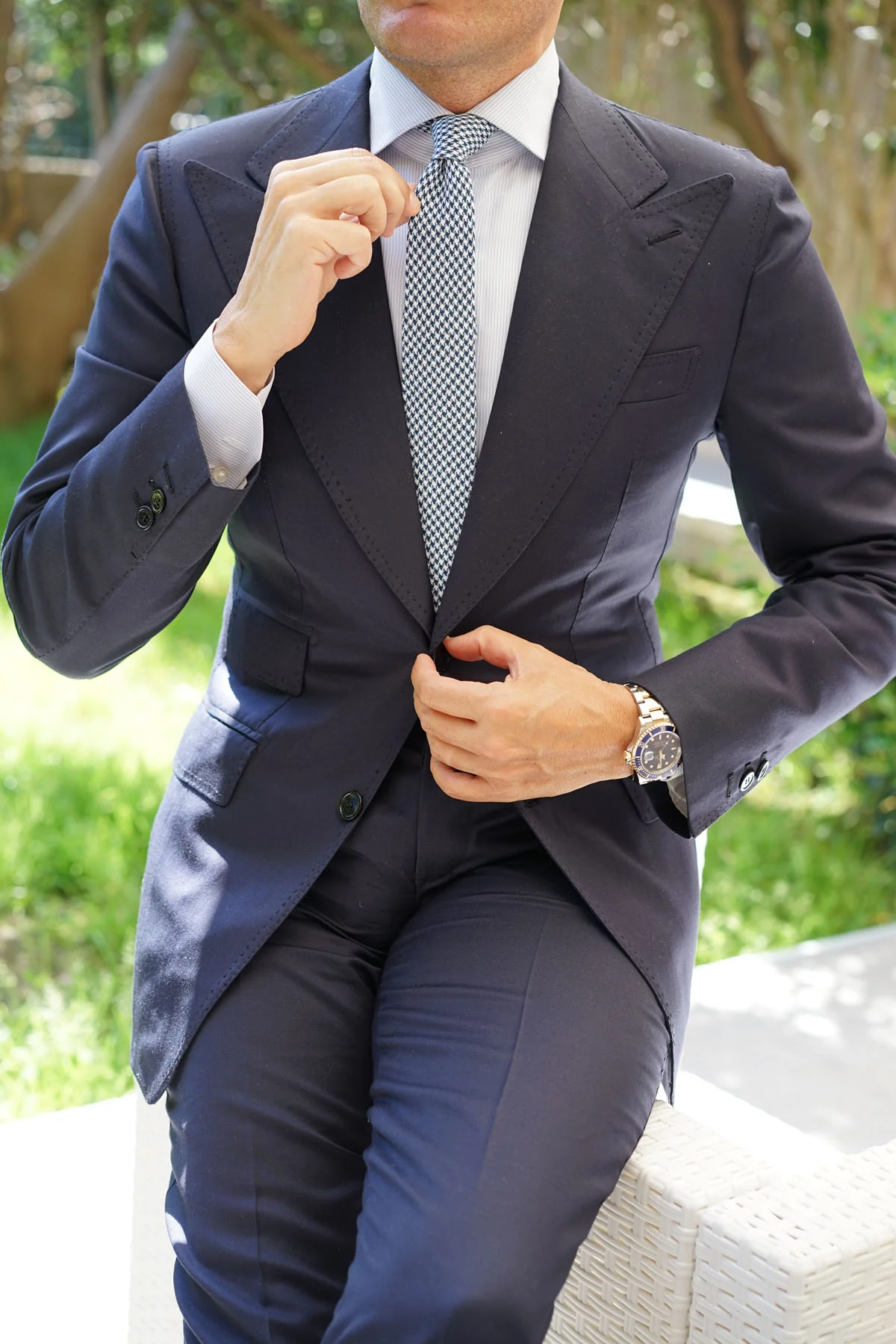 Blue Houndstooth Raw Linen Skinny Tie - Image 7
