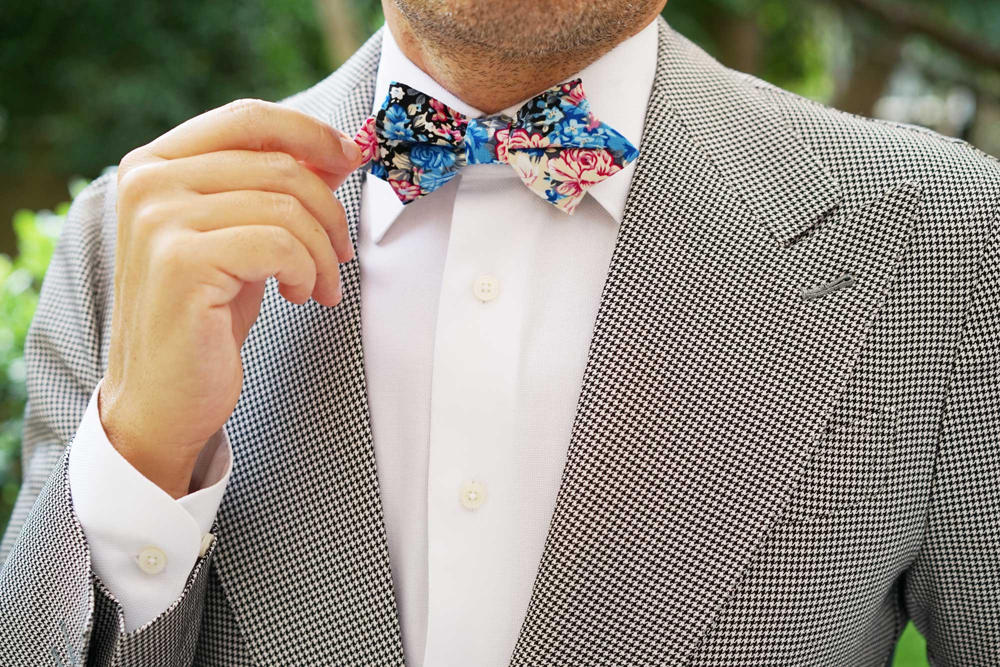 Blue Water Lilies Floral Diamond Bow Tie - Image 8