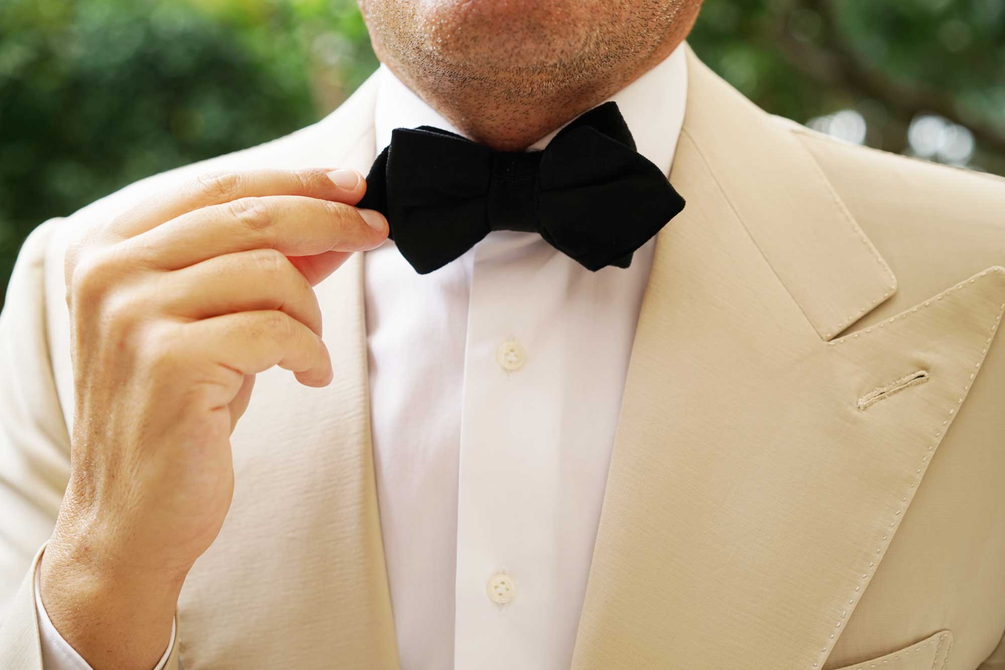 Bond Black Diamond Velvet Bow Tie - Image 8