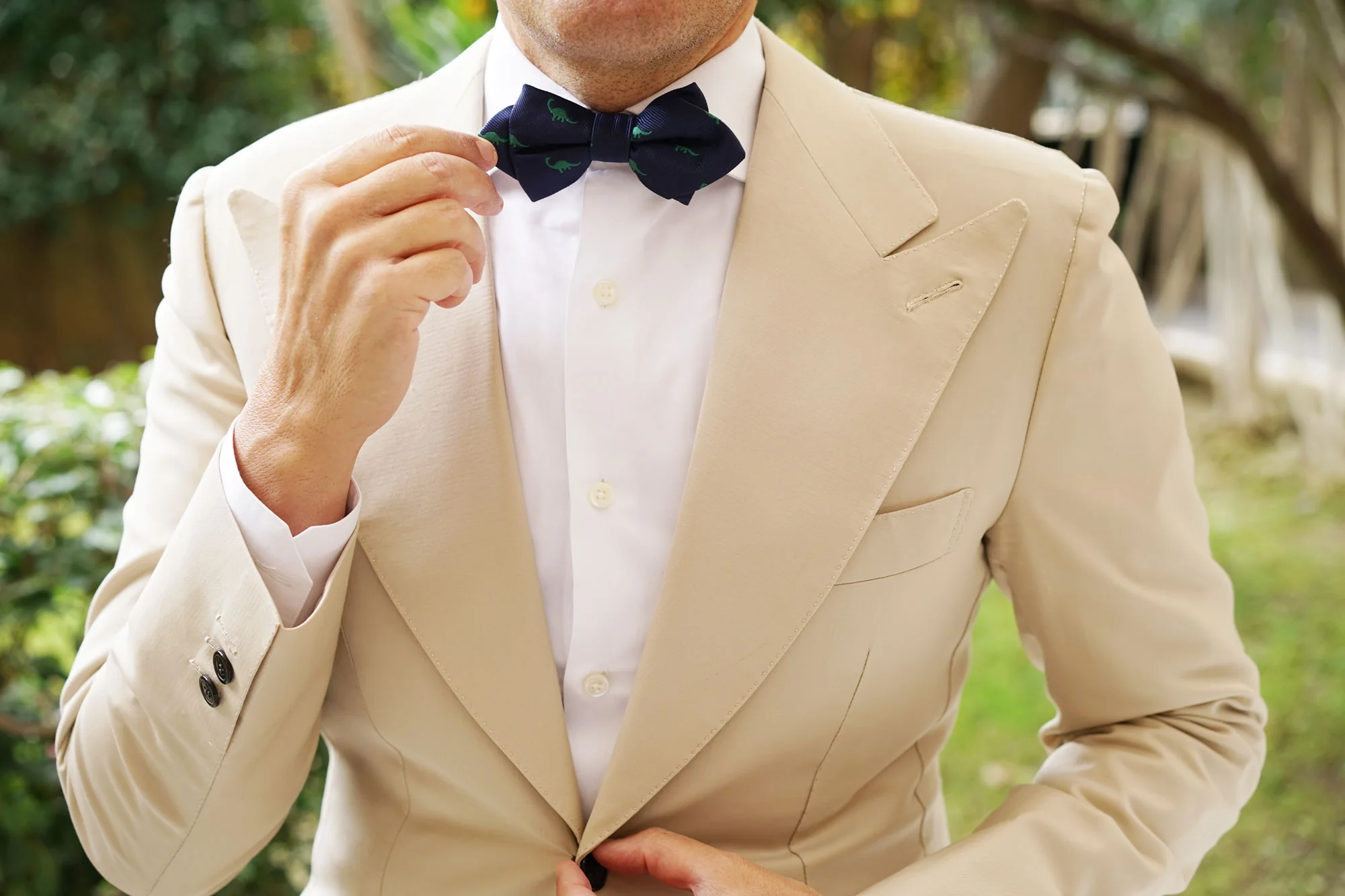 Brontosaurus Dinosaur Diamond Bow Tie - Image 6