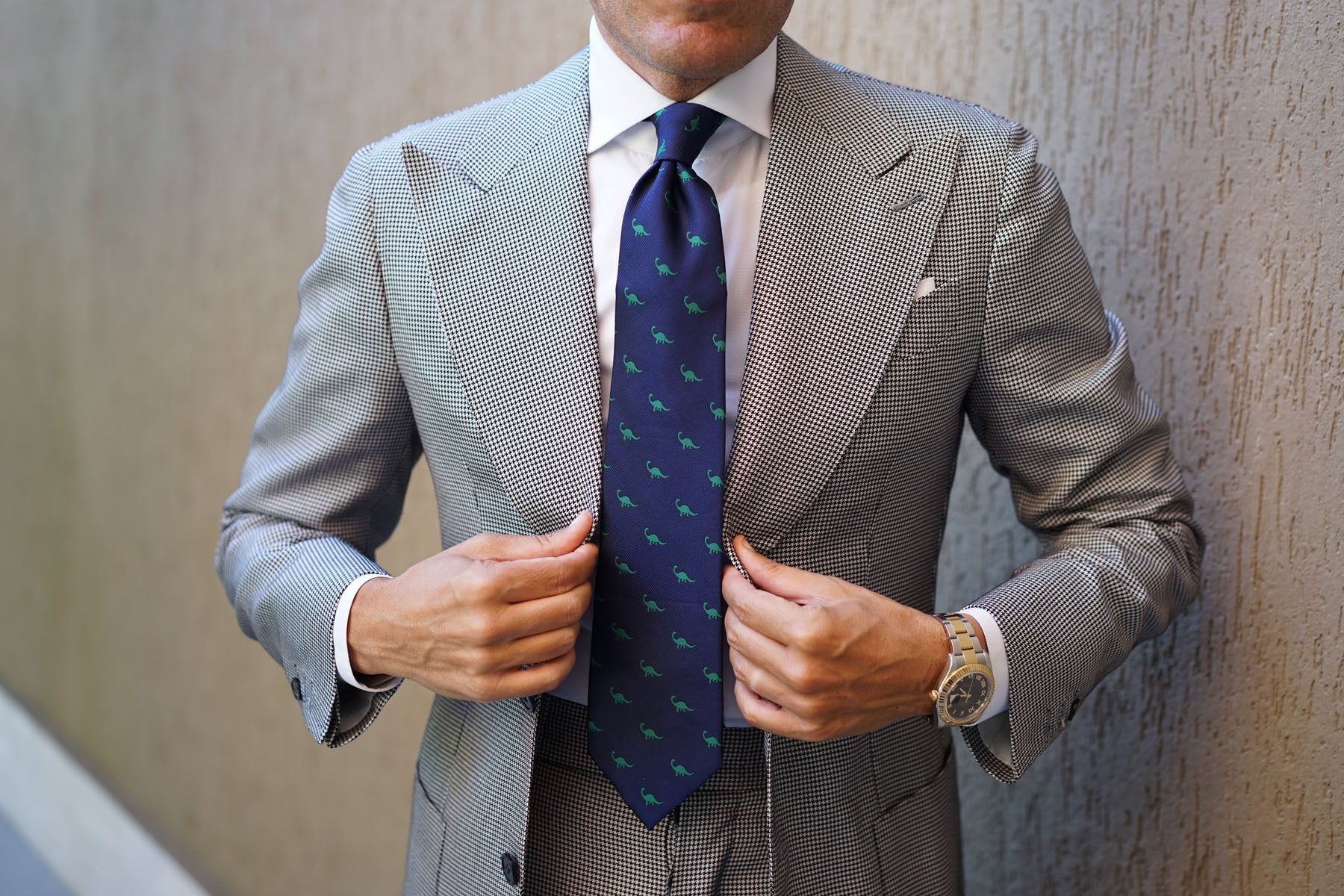 Brontosaurus Dinosaur Tie - Image 11