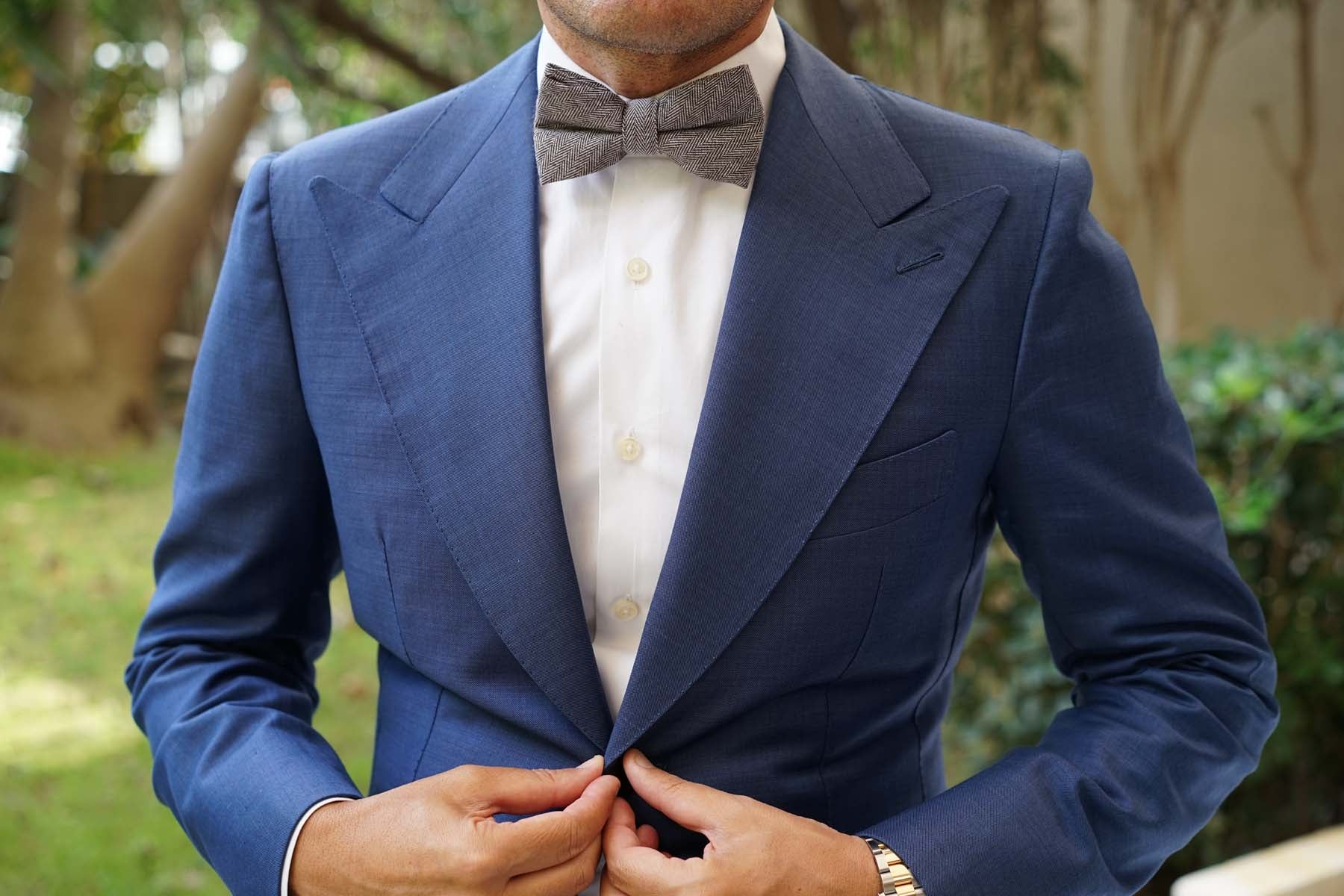 Brown Herringbone Linen Bow Tie - Image 5