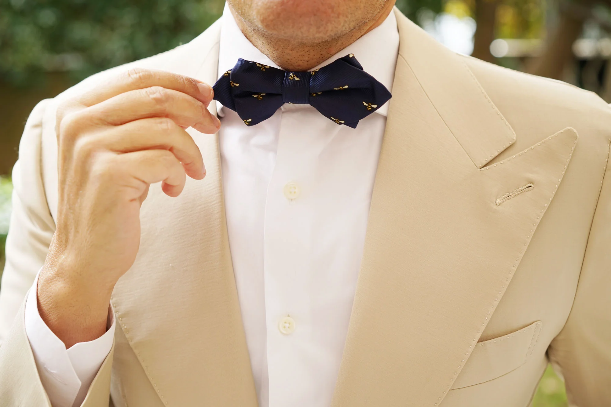 Bumble Bee Diamond Bow Tie - Image 10