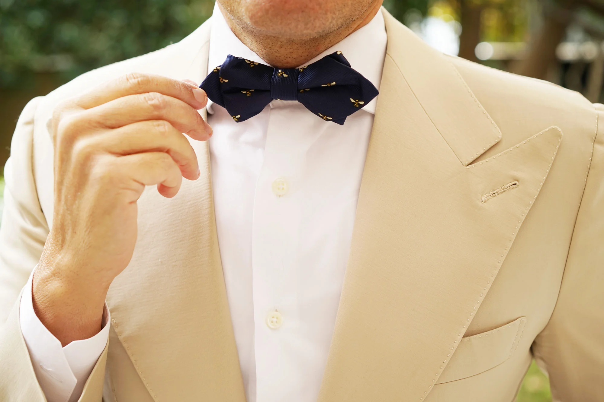Bumble Bee Diamond Bow Tie - Image 9