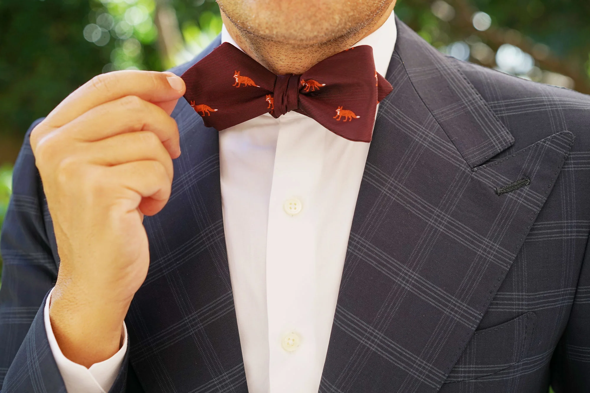 Burgundy Fox Diamond Self Bow Tie - Image 9