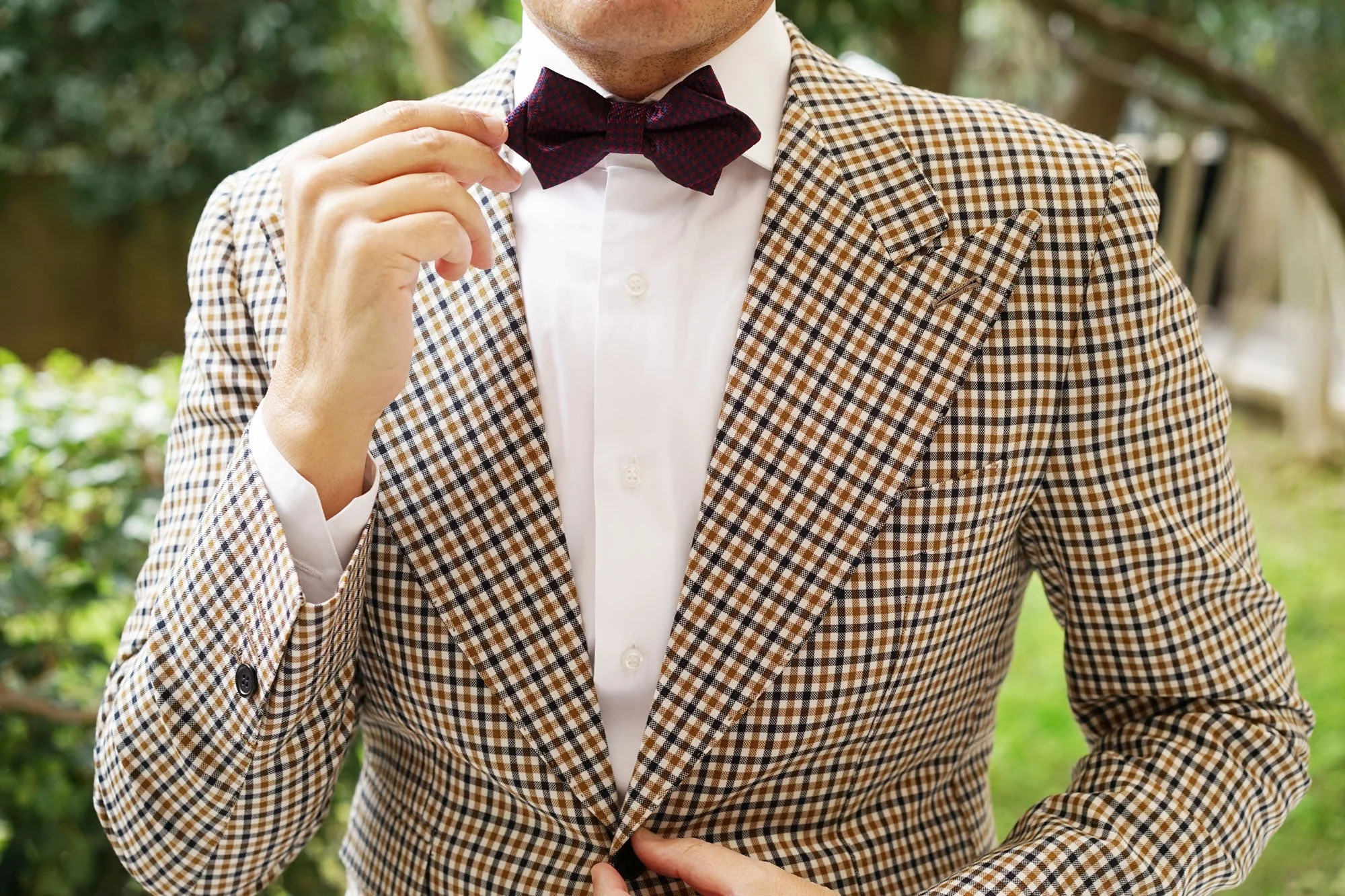 Burgundy Houndstooth Diamond Bow Tie - Image 7