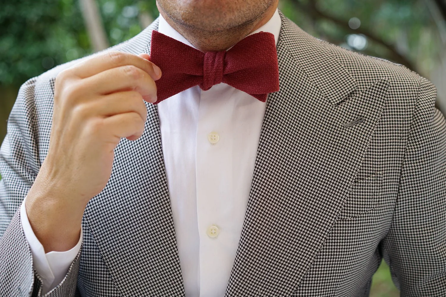 Burnt Burgundy Basket Weave Linen Self Bow Tie - Image 7