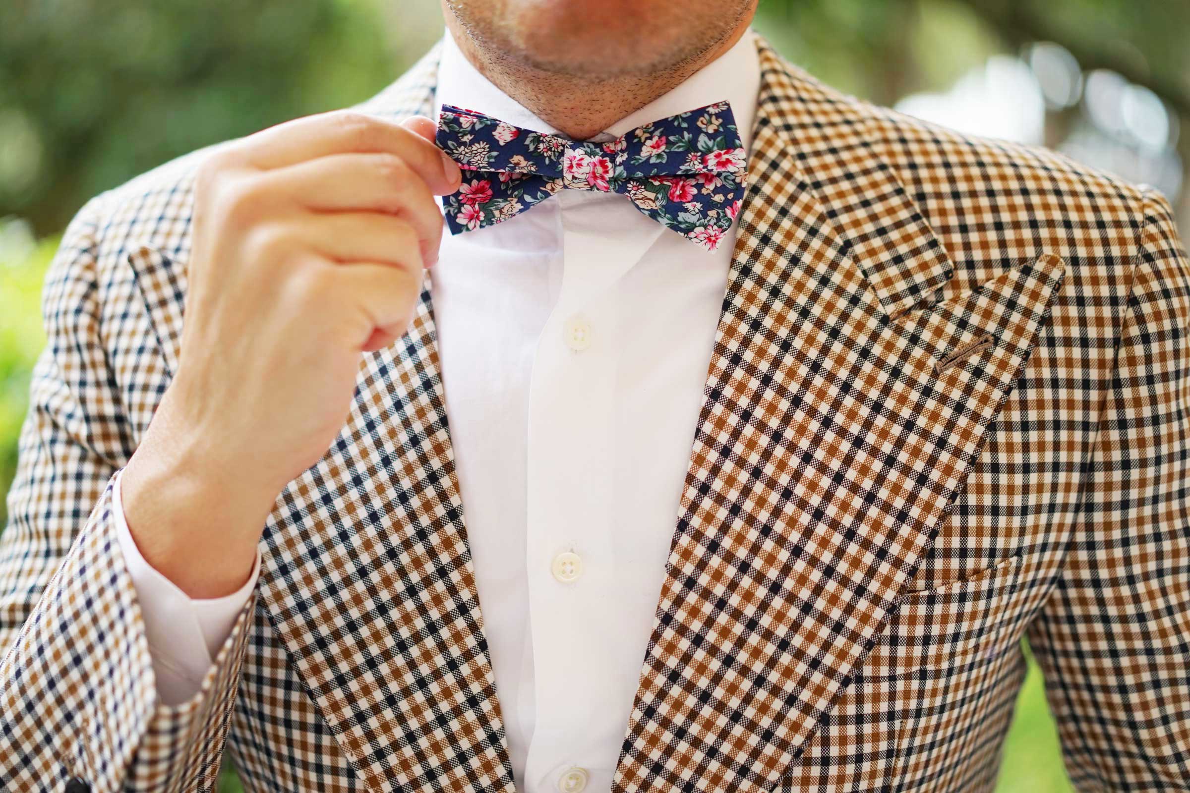 Cancún Blue Floral Bow Tie - Image 5