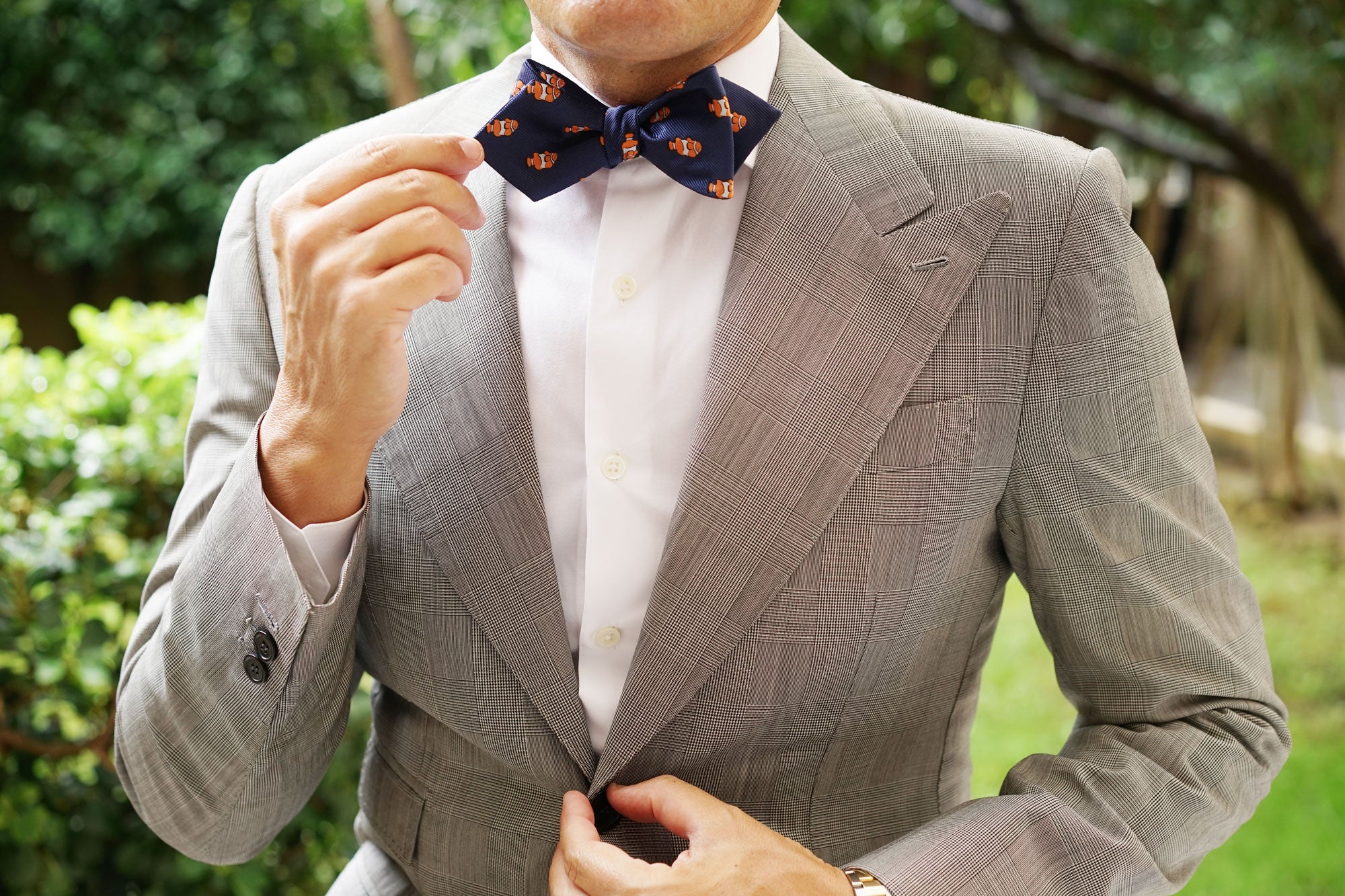 Clown Fish Diamond Self Bow Tie - Image 7