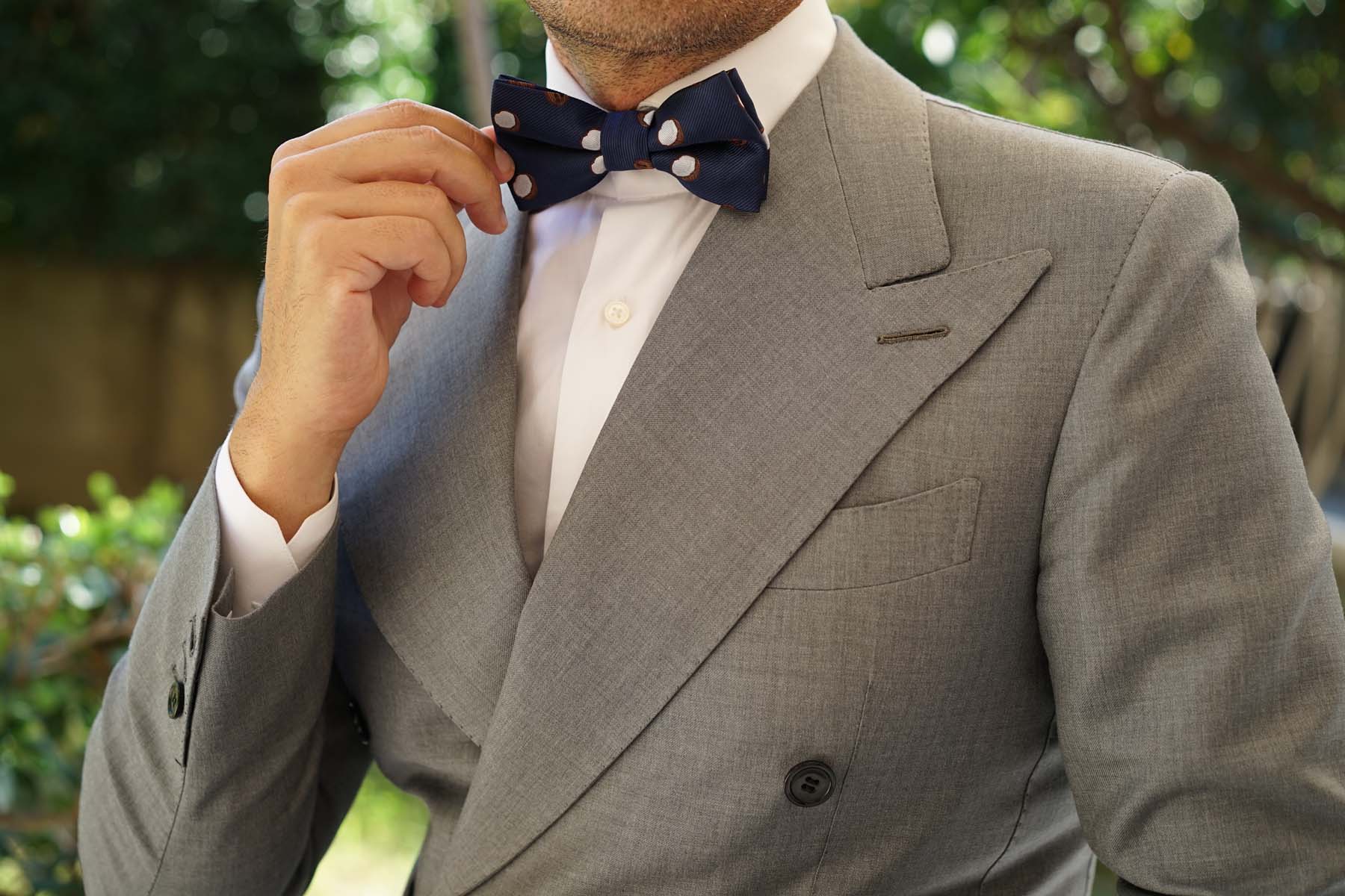 Coconut Bow Tie - Image 3