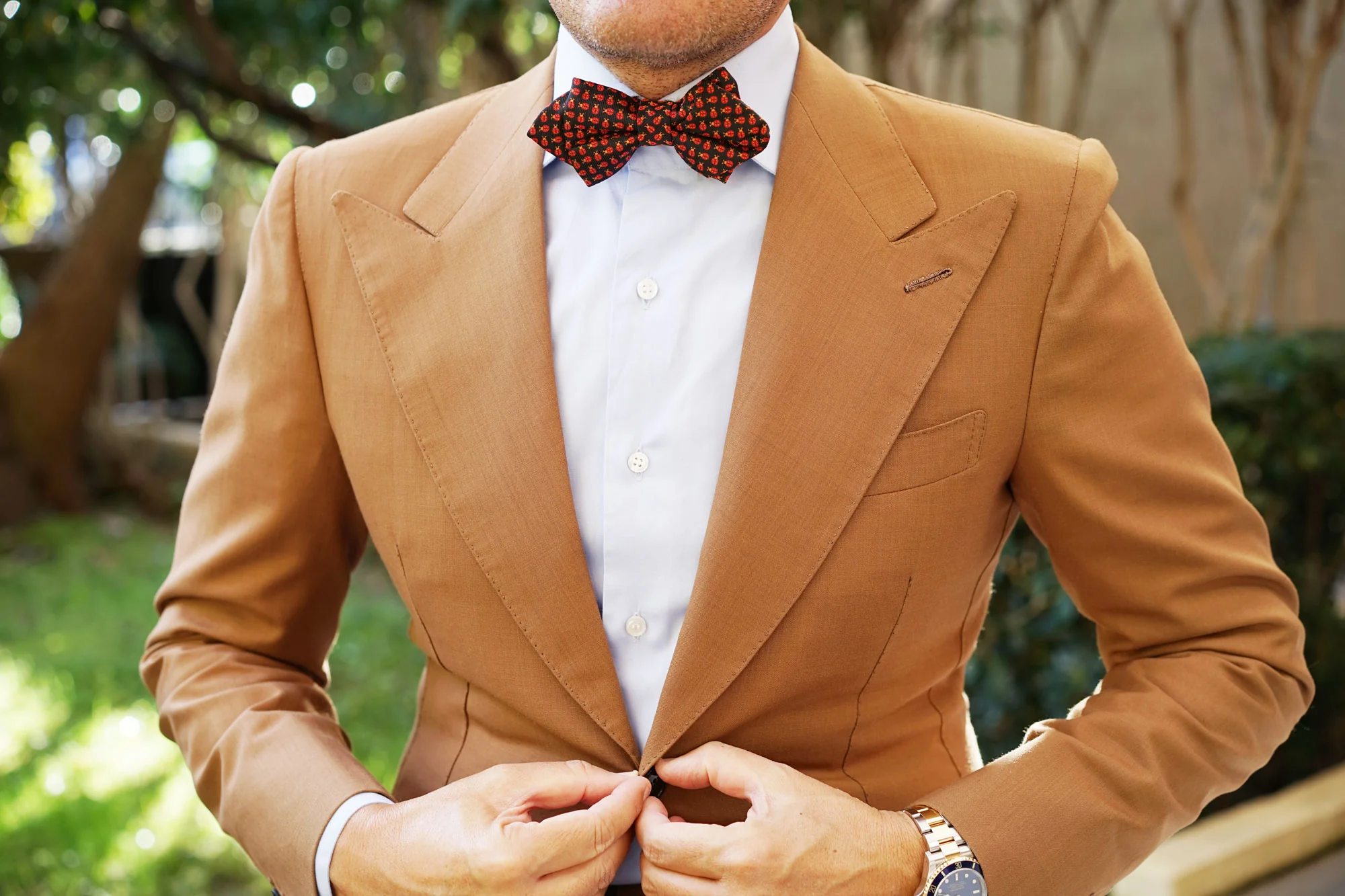 Coquelicot Red Beetle Diamond Bow Tie - Image 3