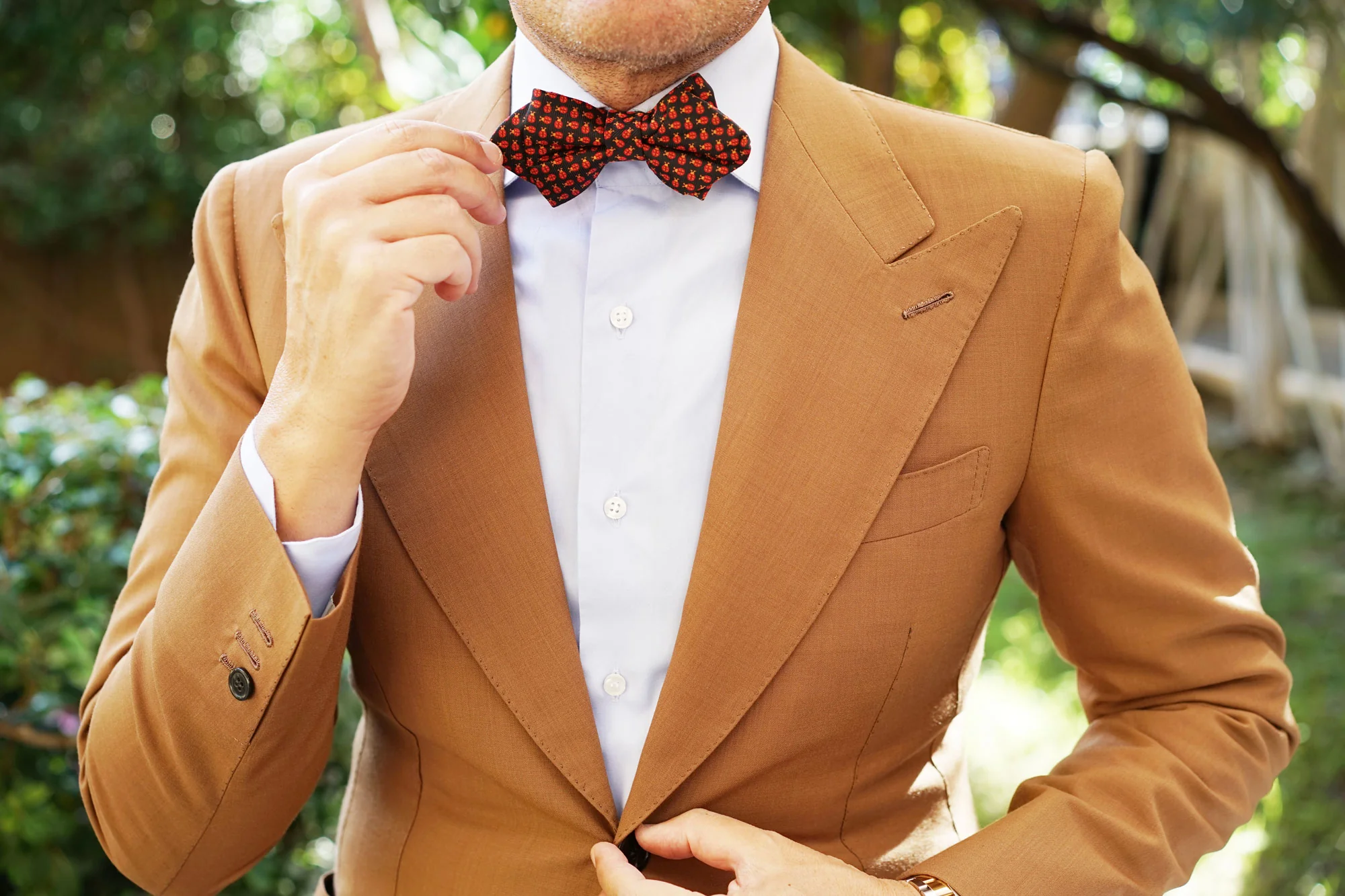 Coquelicot Red Beetle Diamond Bow Tie - Image 5