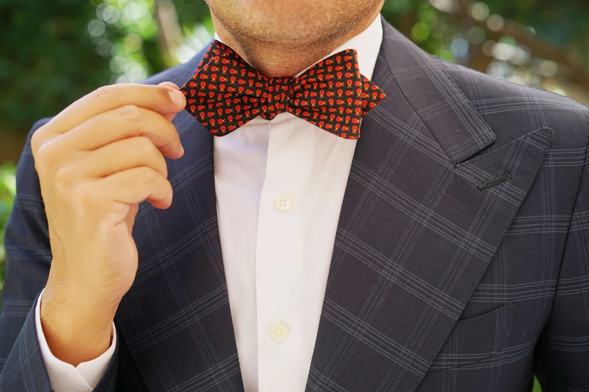 Coquelicot Red Beetle Diamond Self Bow Tie - Image 10