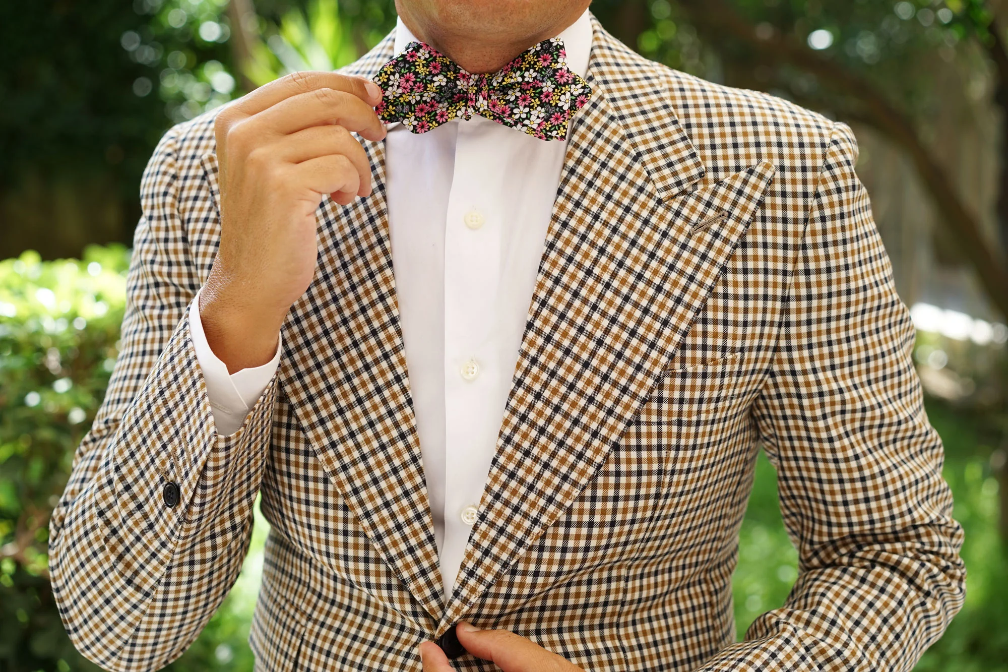 Daffodil Floral Diamond Self Bow Tie - Image 7