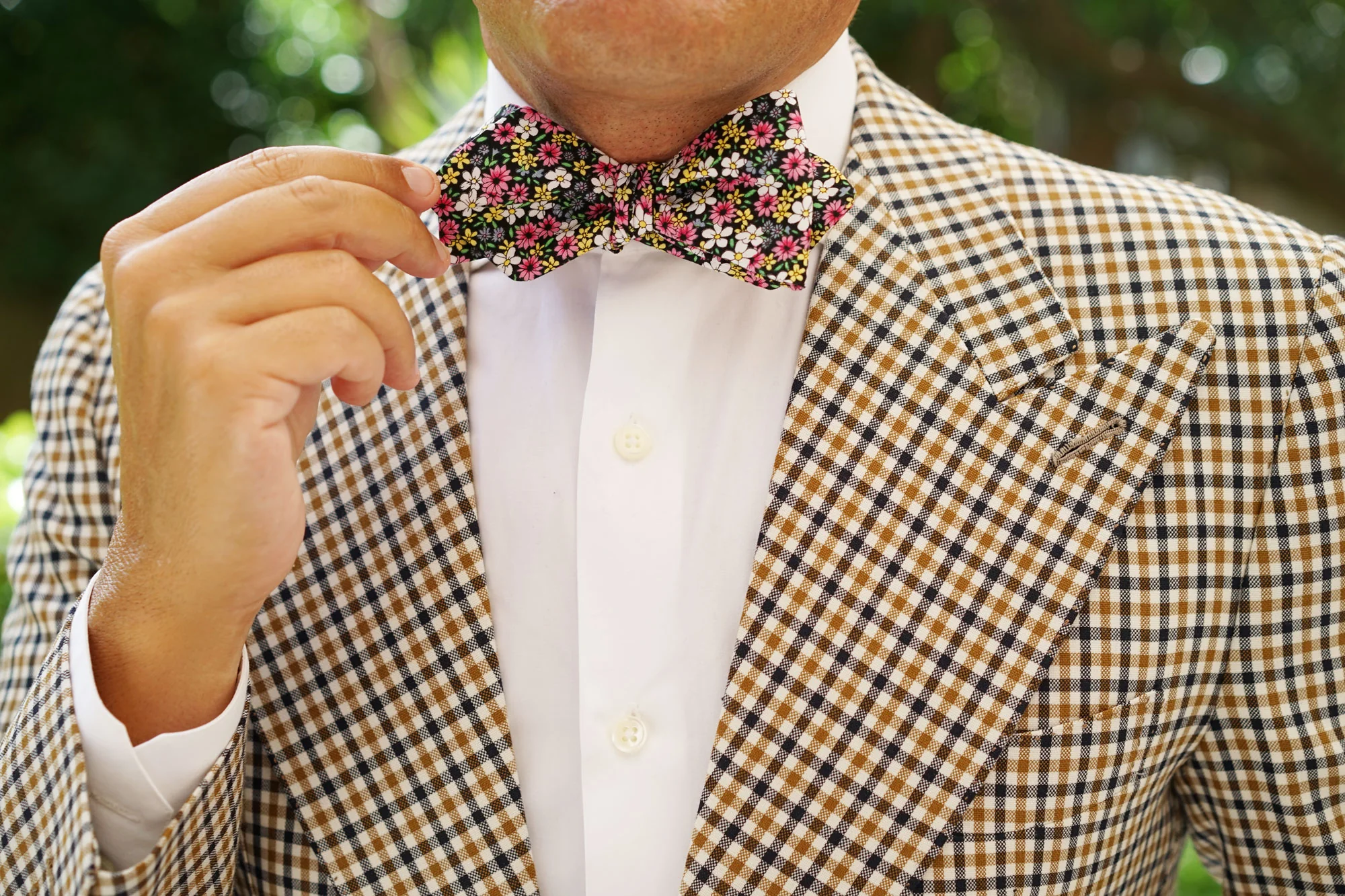 Daffodil Floral Diamond Self Bow Tie - Image 8