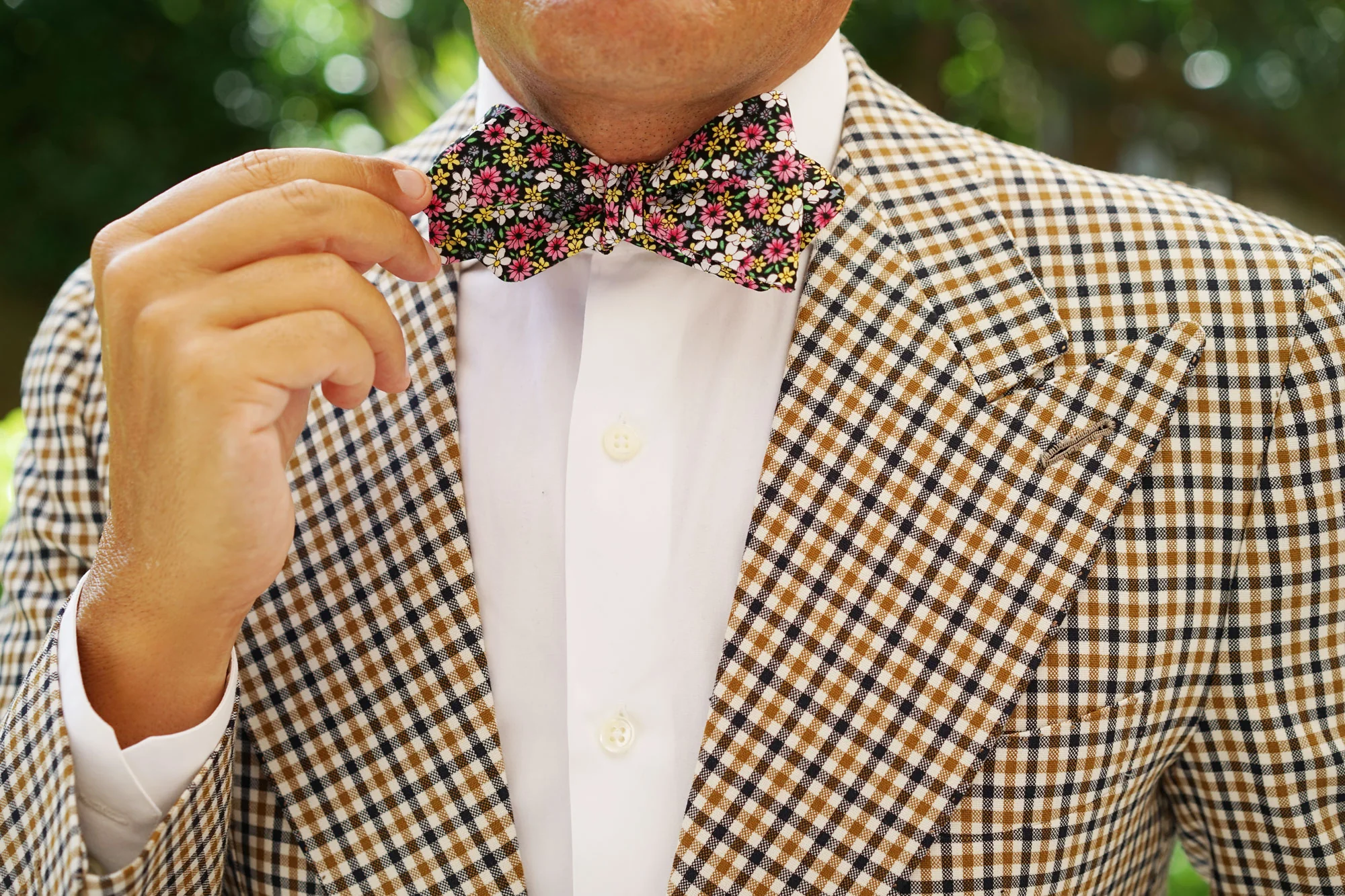 Daffodil Floral Diamond Self Bow Tie - Image 9