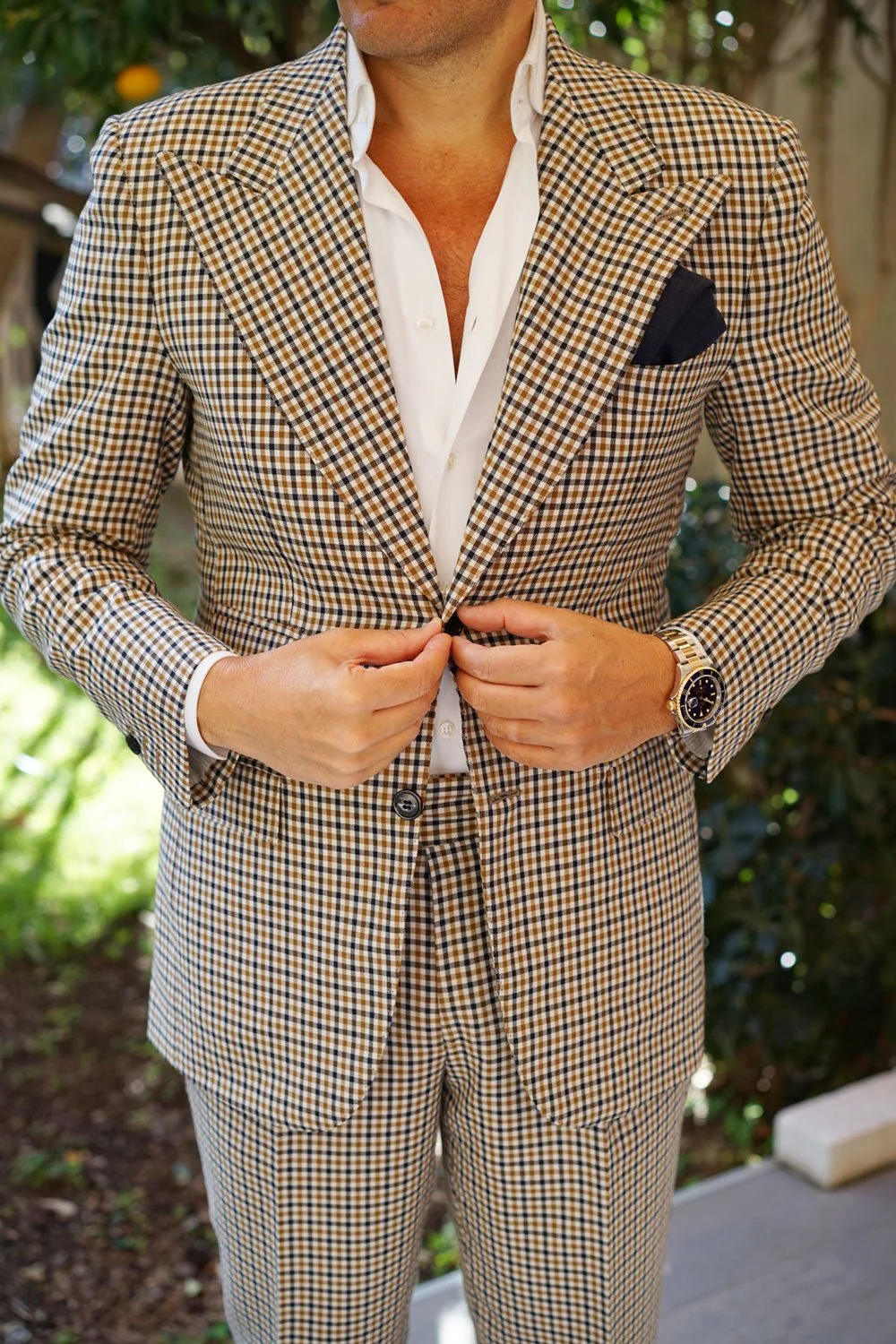 Dark Midnight Blue Linen Pocket Square - Image 4