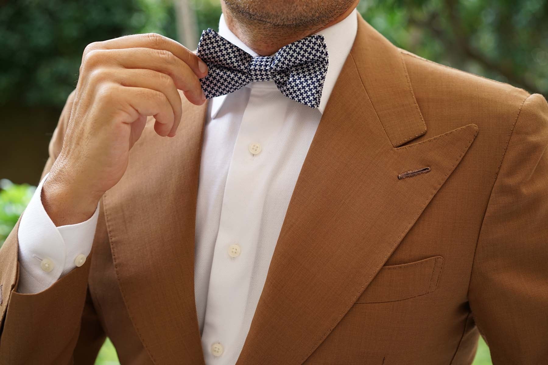 Deep Blue Houndstooth Bow Tie - Image 5