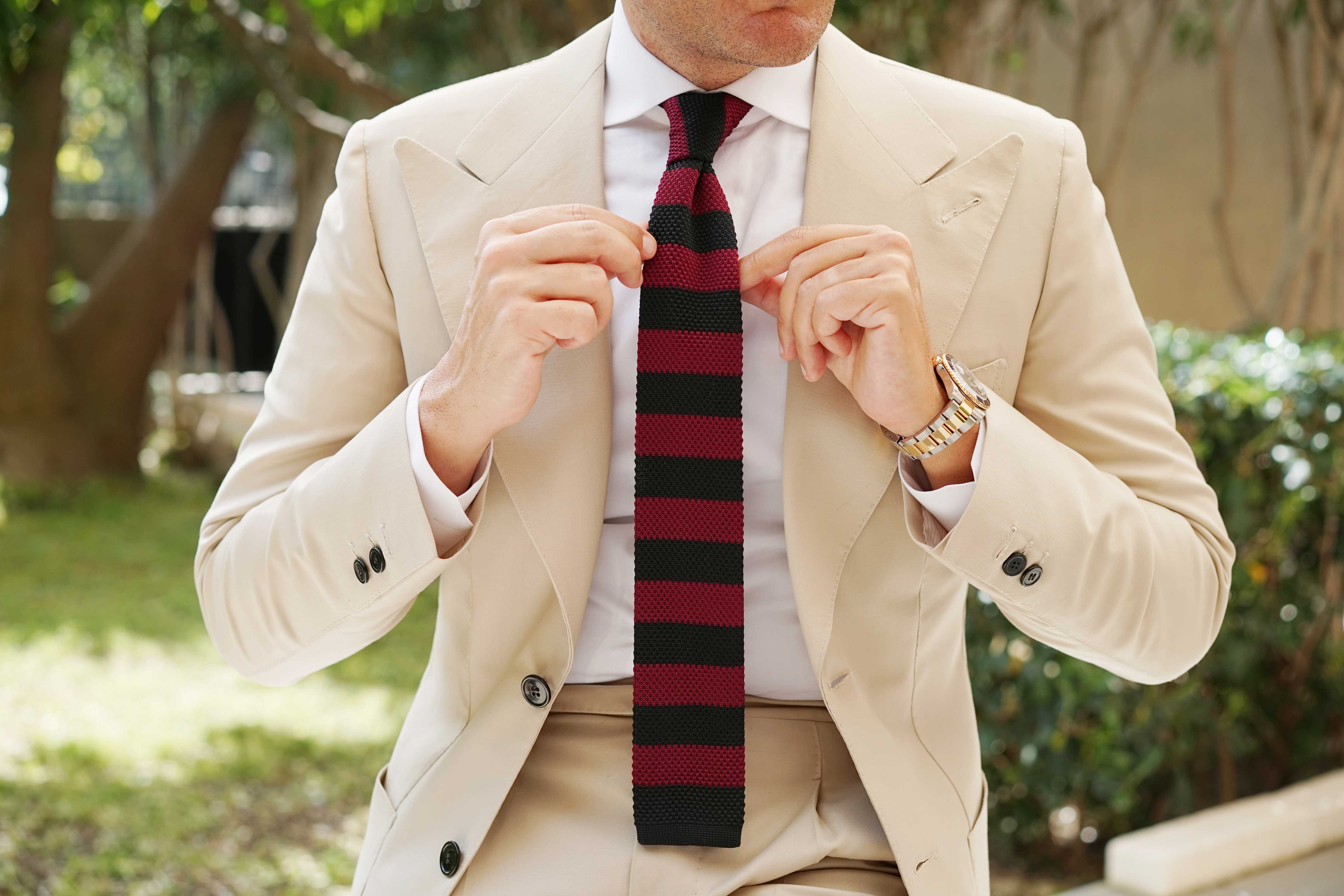Del Toro Black & Burgundy Striped Knitted Tie - Image 3