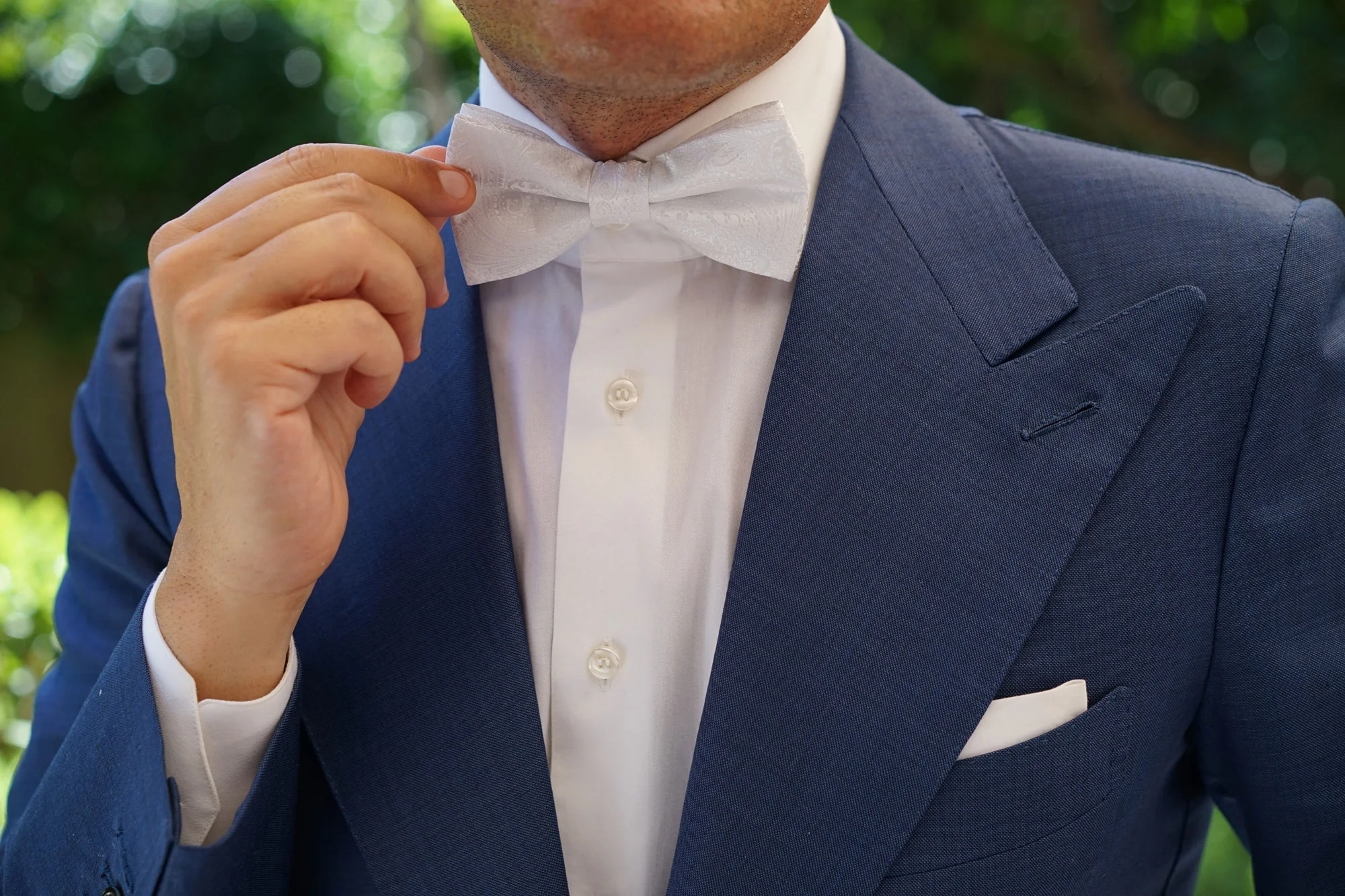 Diamond White Teardrop Paisley Bow Tie - Image 10