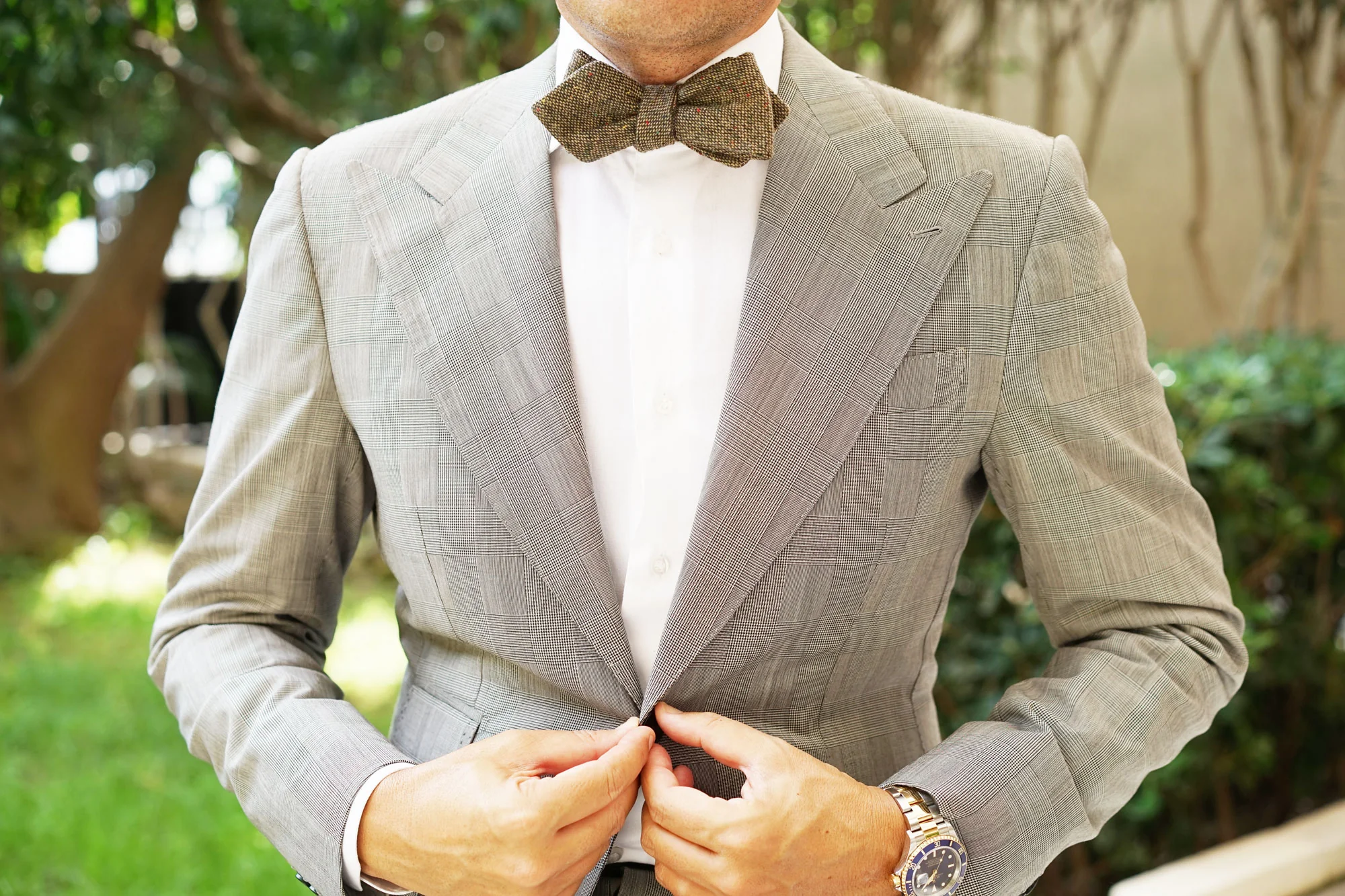 Donegal Green Diamond Self Bow Tie - Image 4