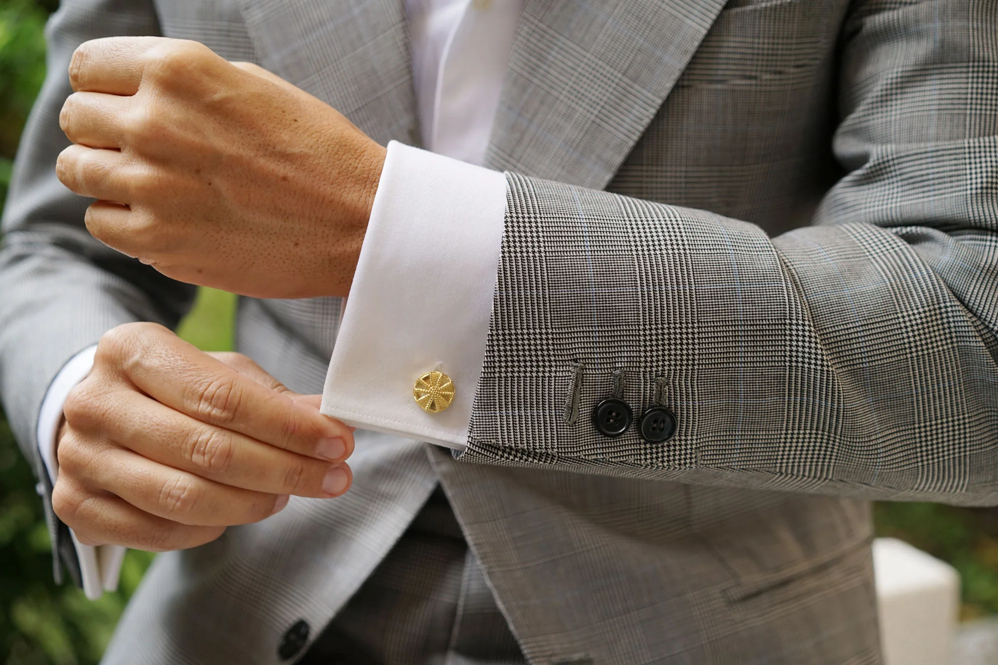 Einstein Gold Cufflinks - Image 8