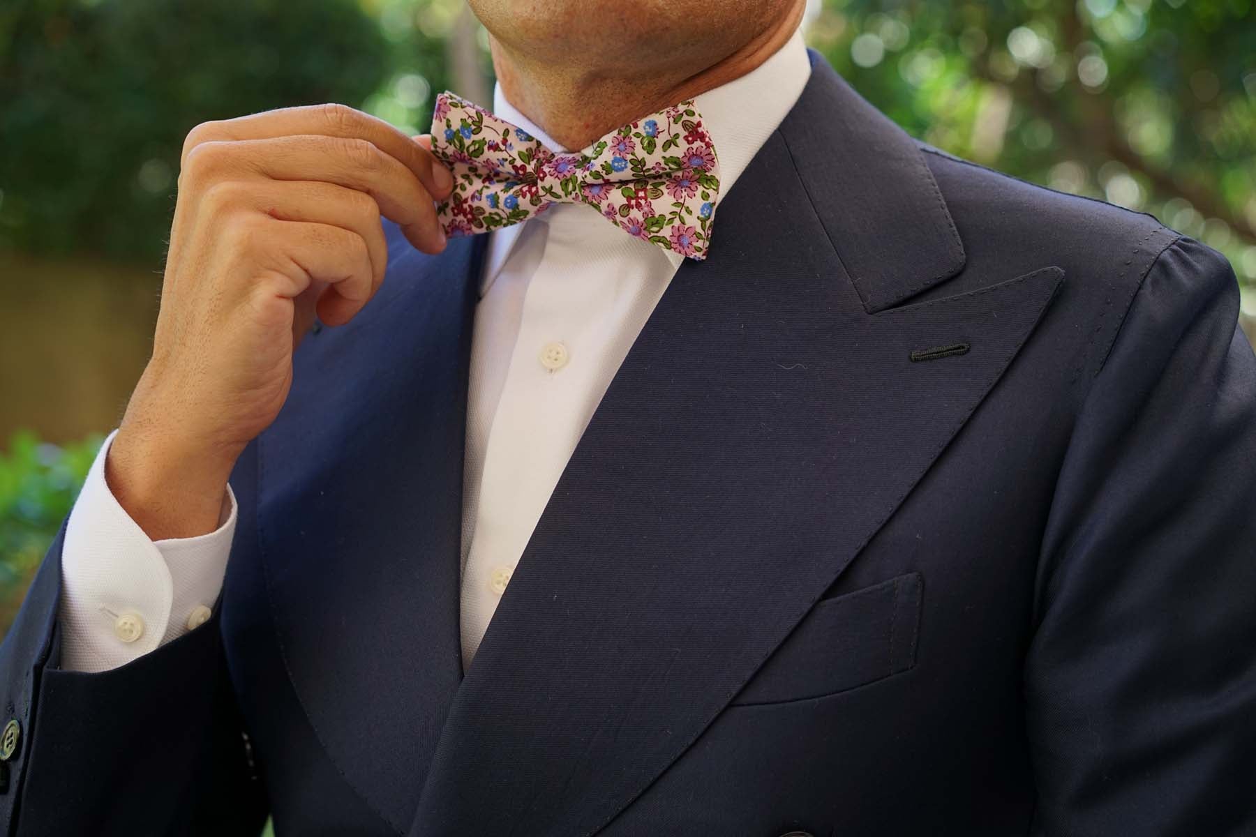 Etrangère Paradis Floral Bow Tie - Image 5