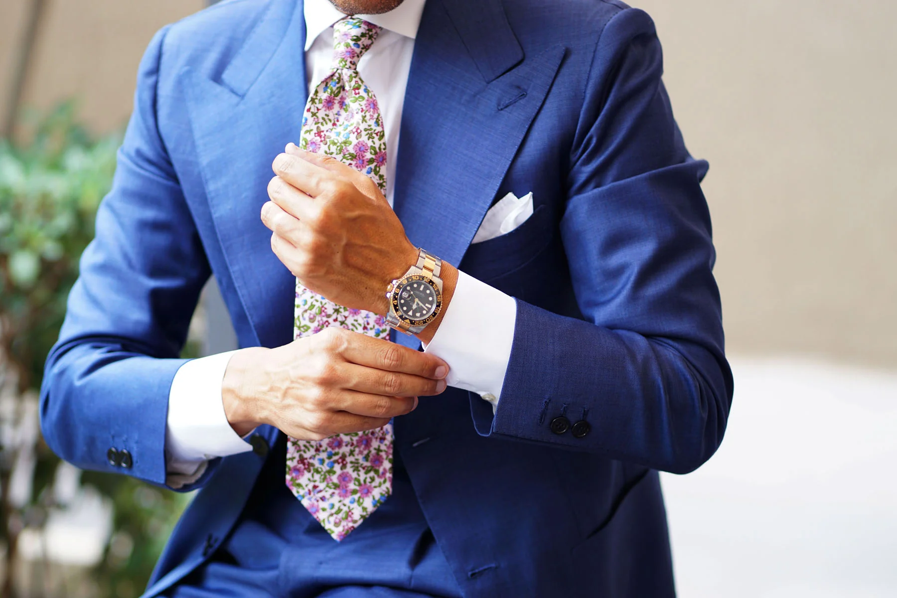 Etrangère Paradis Floral Necktie - Image 16