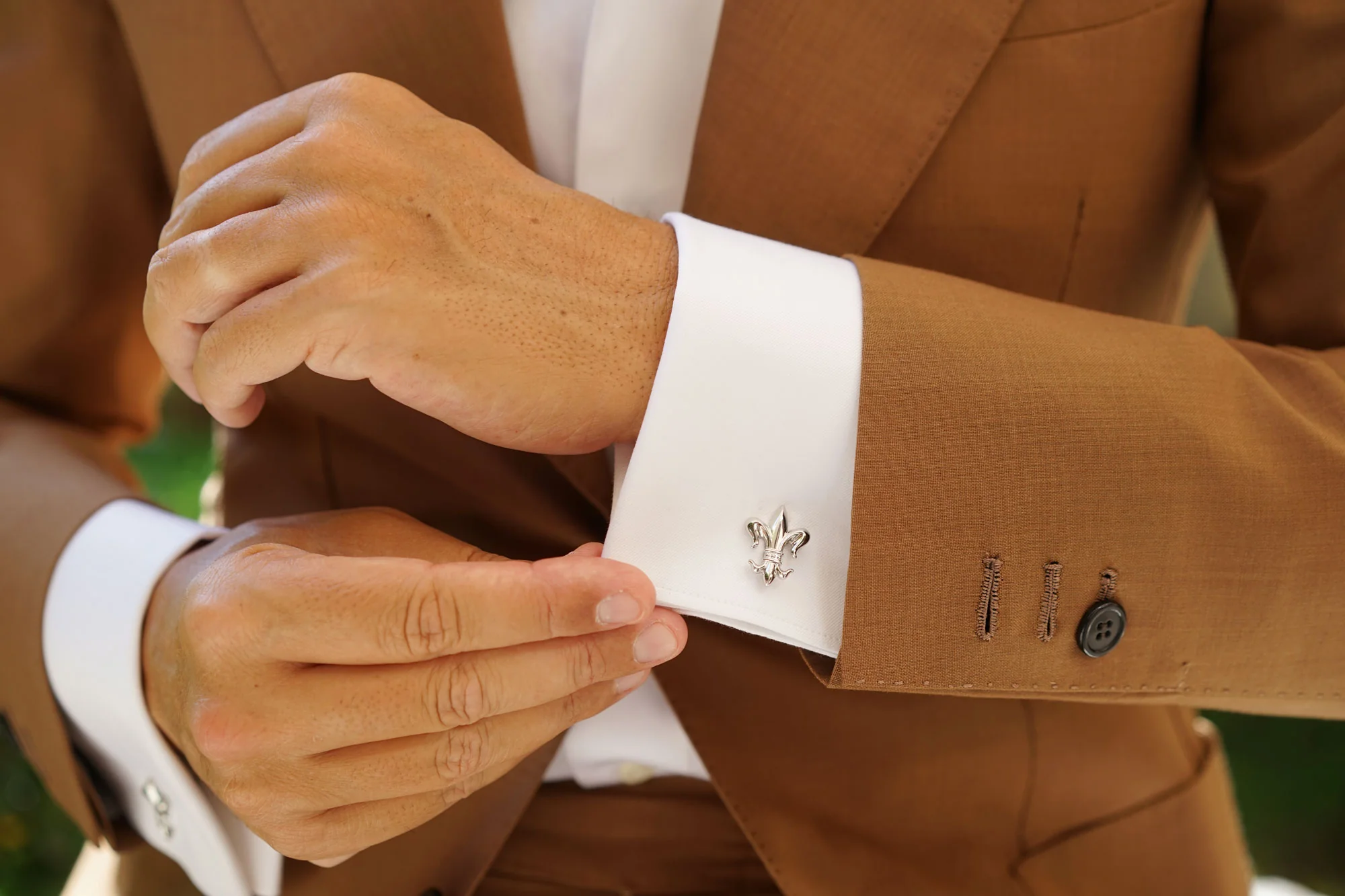 Fleur De Lis Silver Cufflinks - Image 8