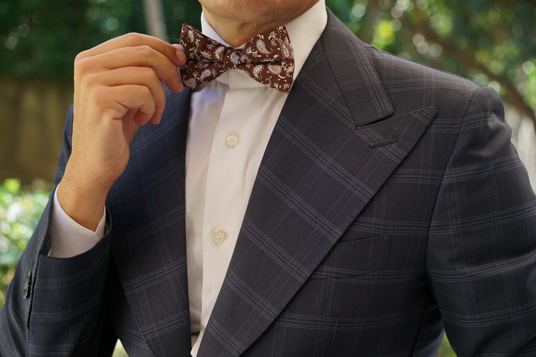 Florence Paisley Brown Bow Tie - Image 5