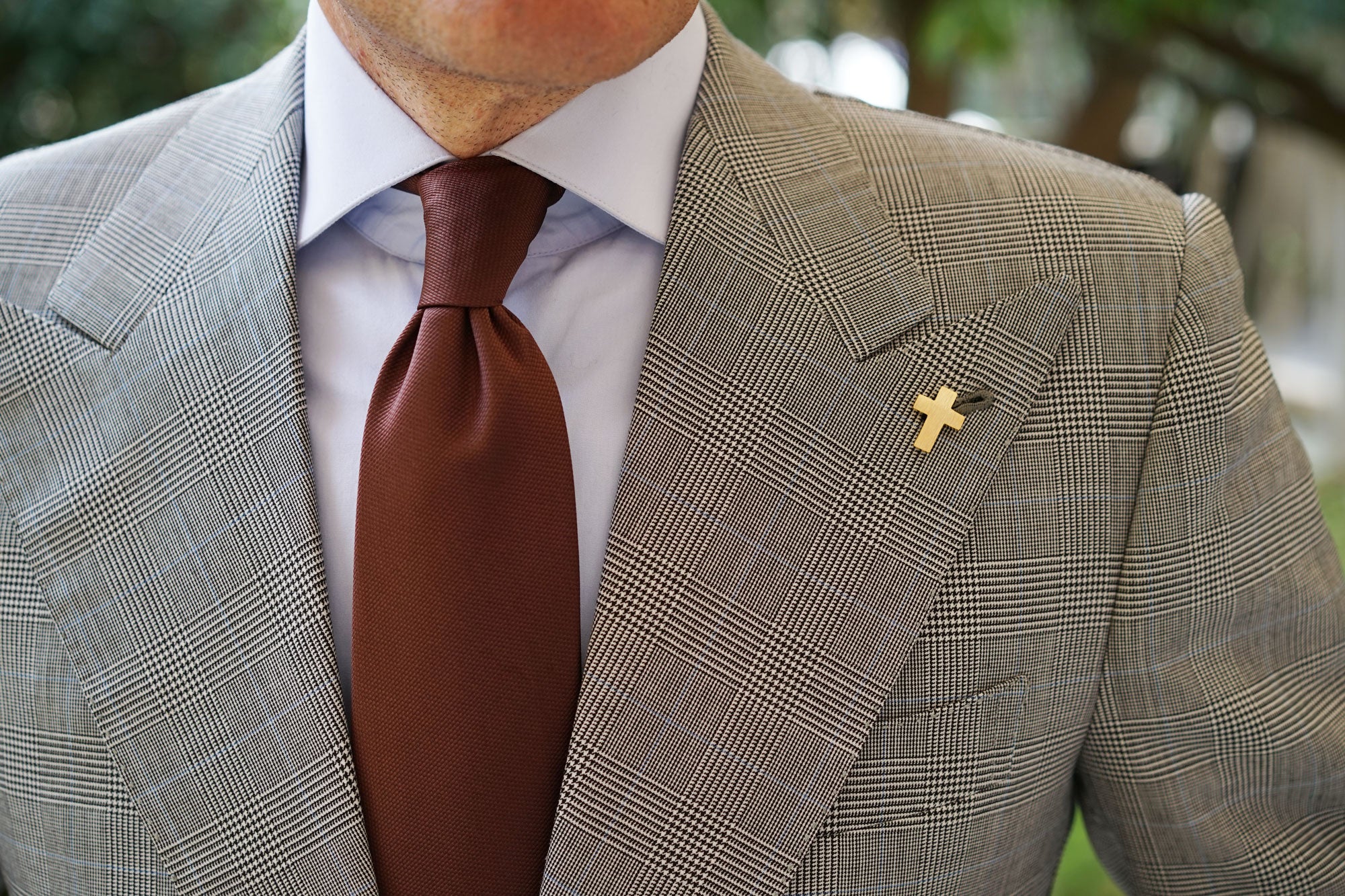 Gold Cross Lapel Pin - Image 8