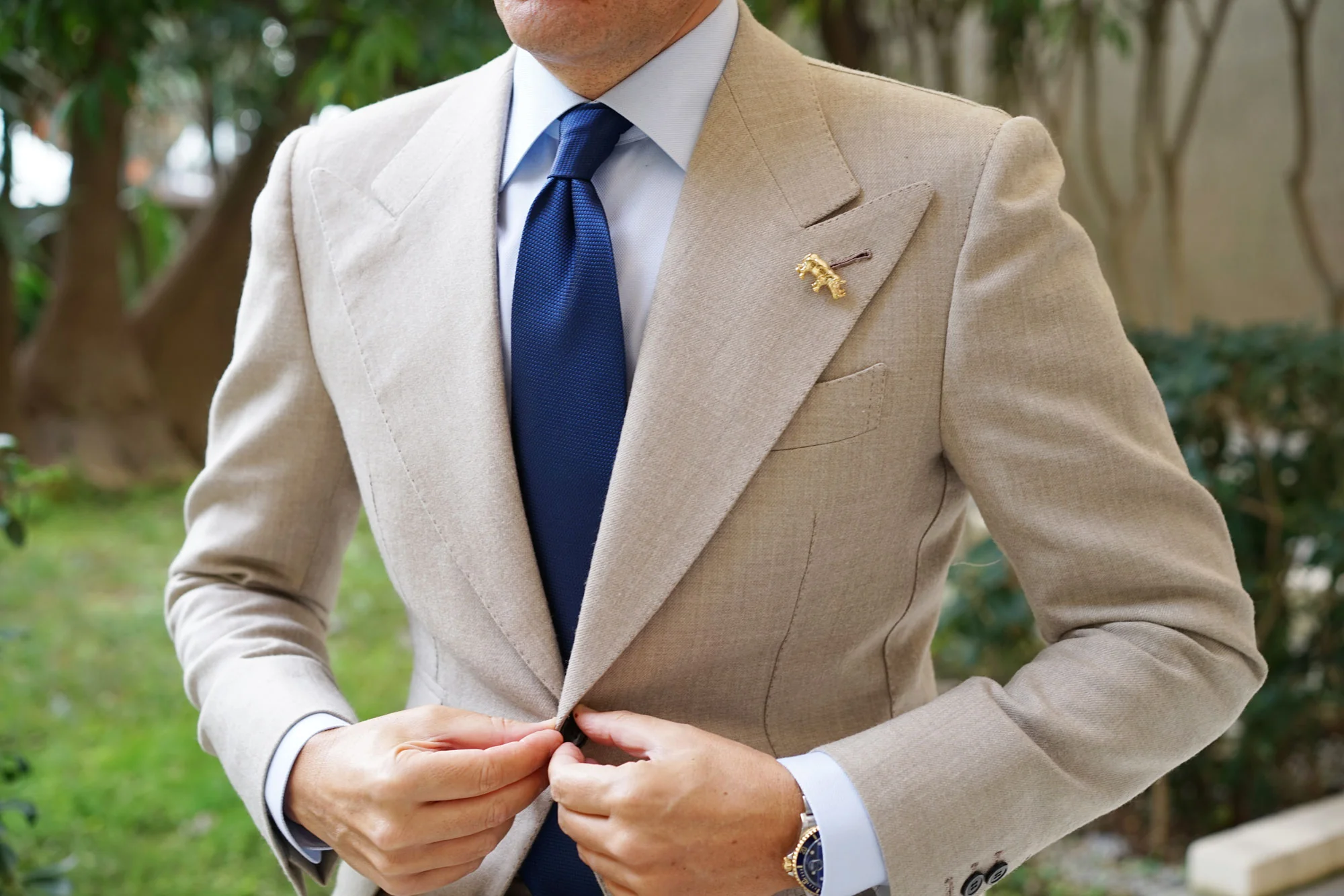 Gold Javan Rhino Lapel Pin - Image 5