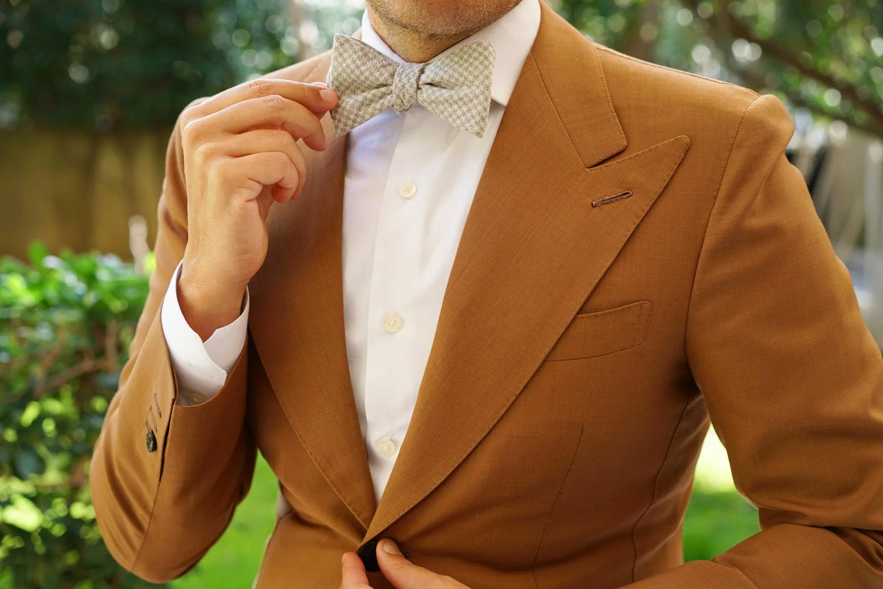 Gray Houndstooth Khaki Linen Self Bow Tie - Image 6