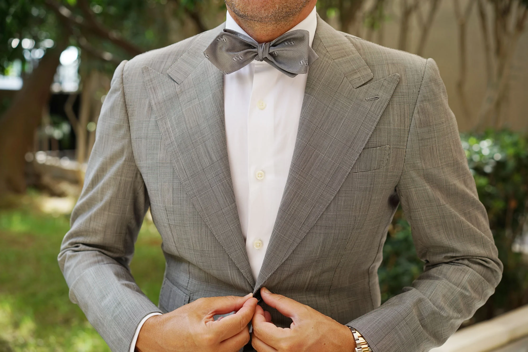 Grey with White French Bicycle Self Tie Diamond Tip Bow Tie - Image 9