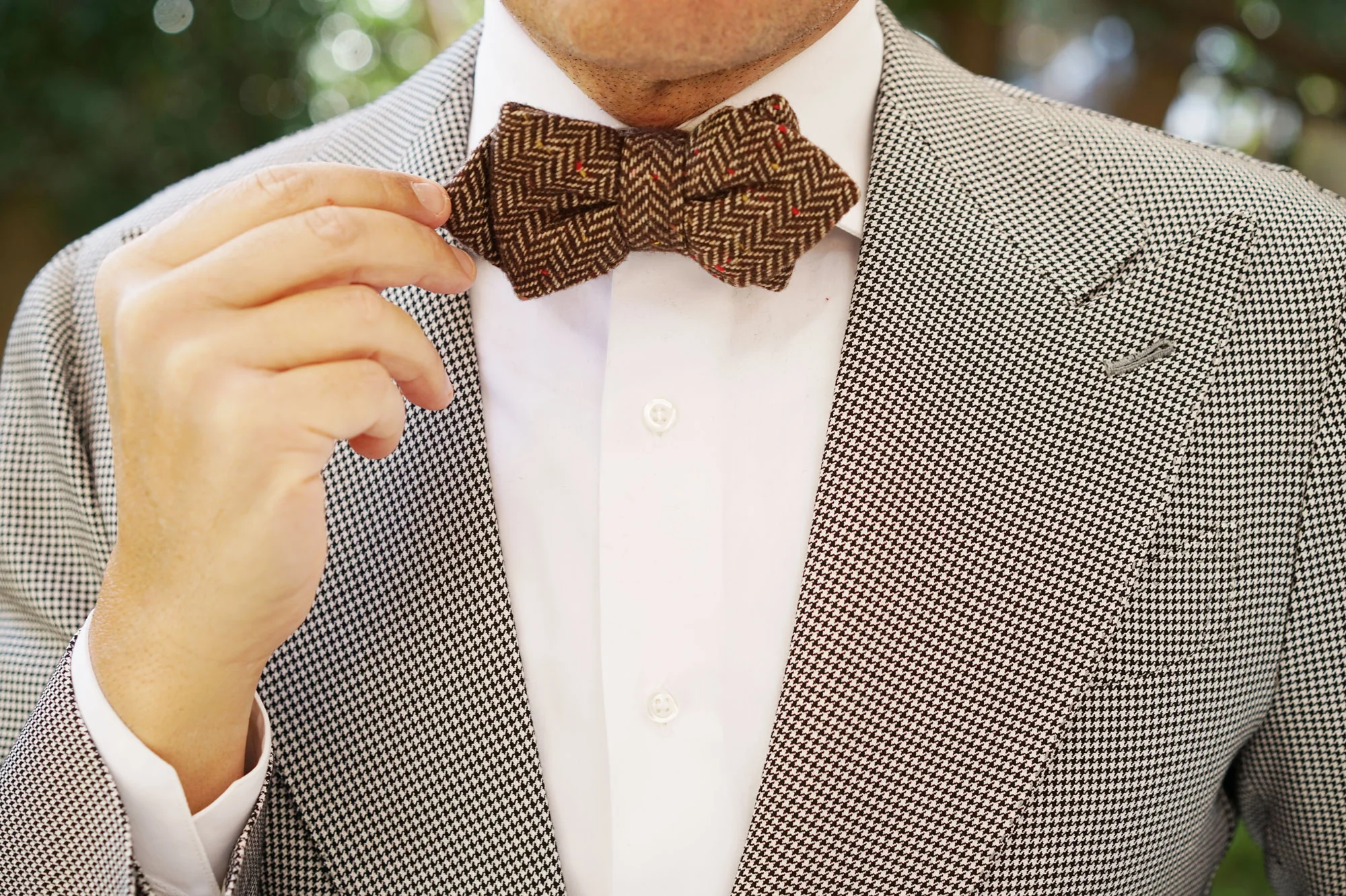 Herringbone Chestnut Wool Diamond Bow Tie - Image 5