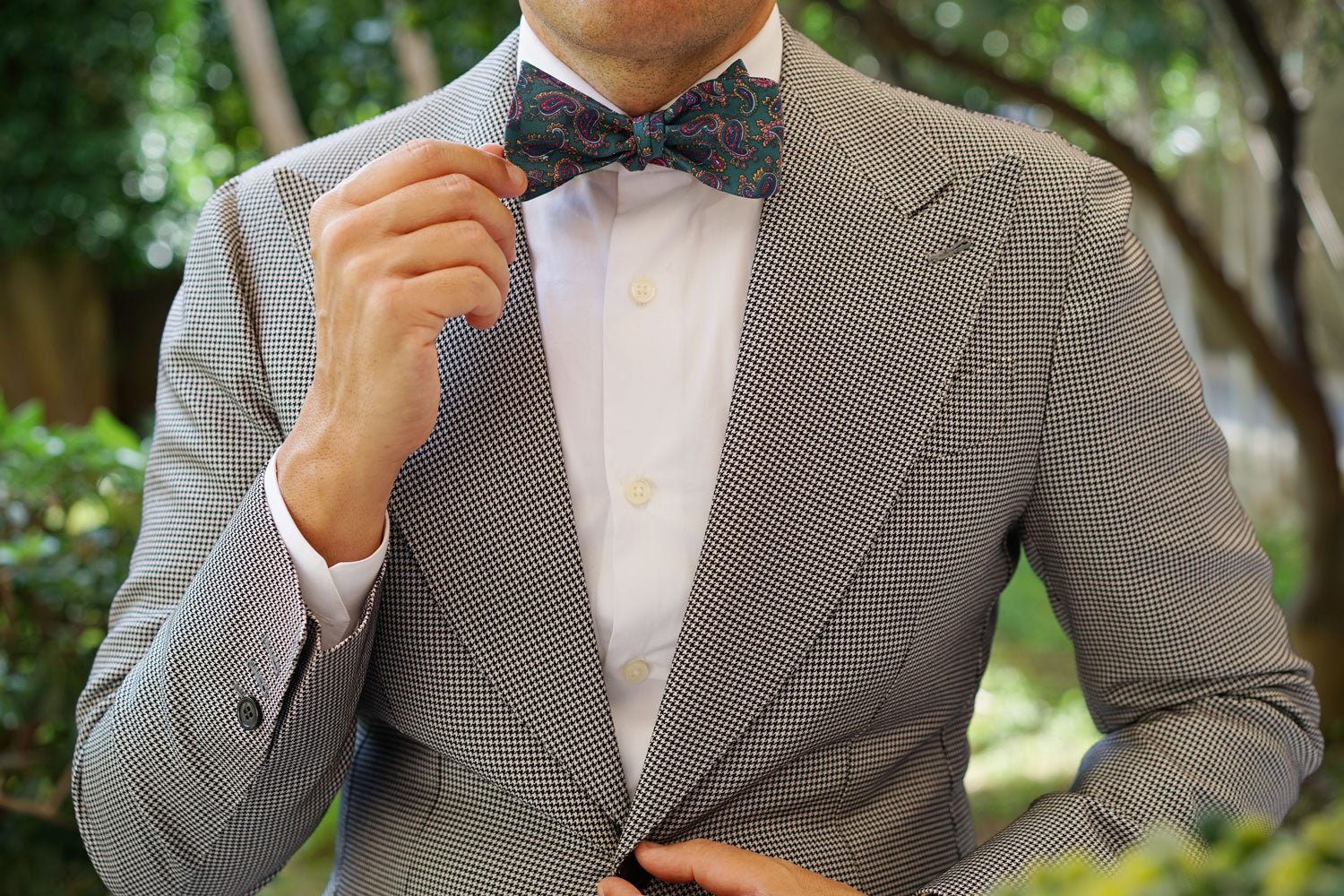 Hunter Green Isfahan Paisley Self Bow Tie - Image 6