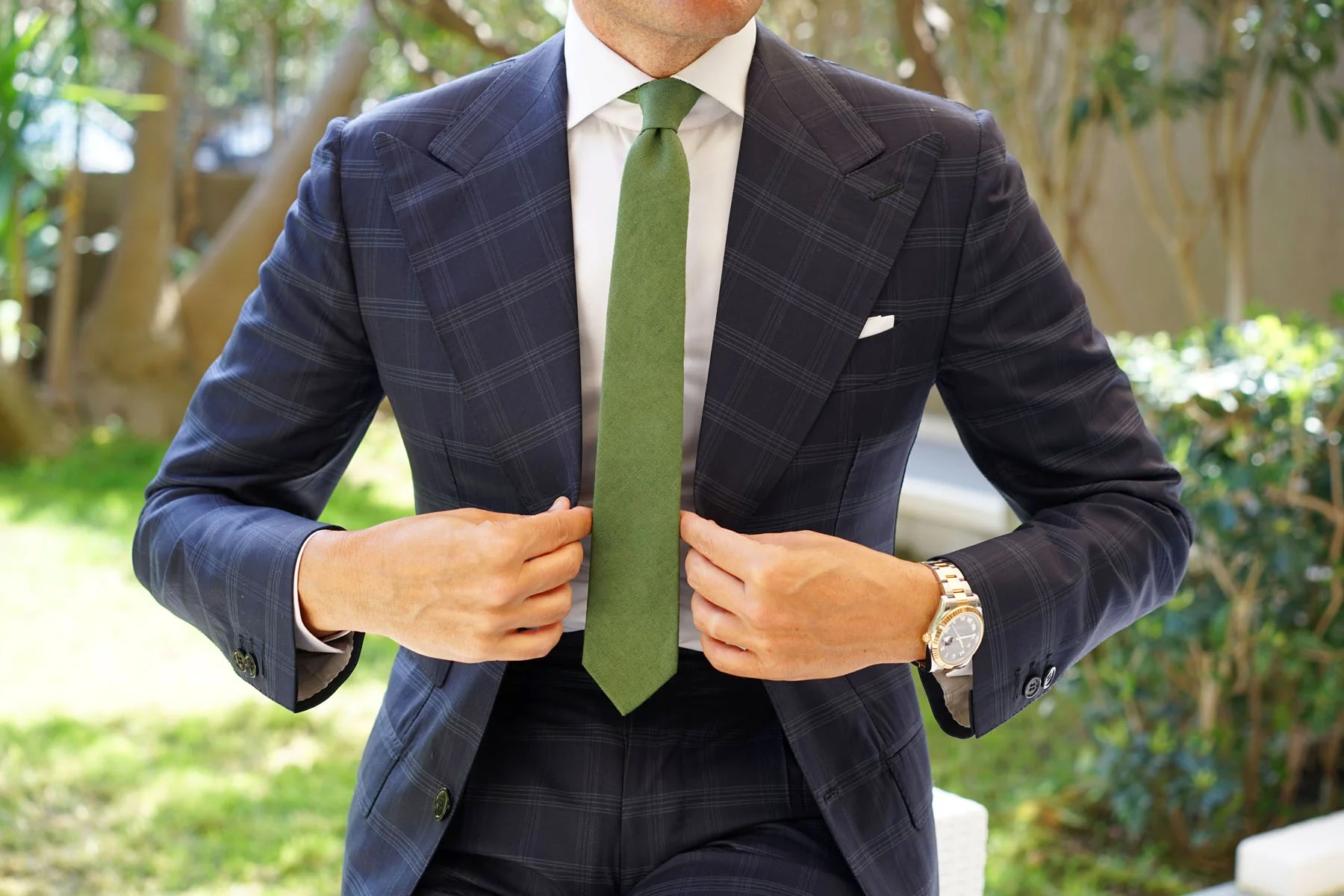Hunter Green Slub Linen Skinny Tie - Image 4