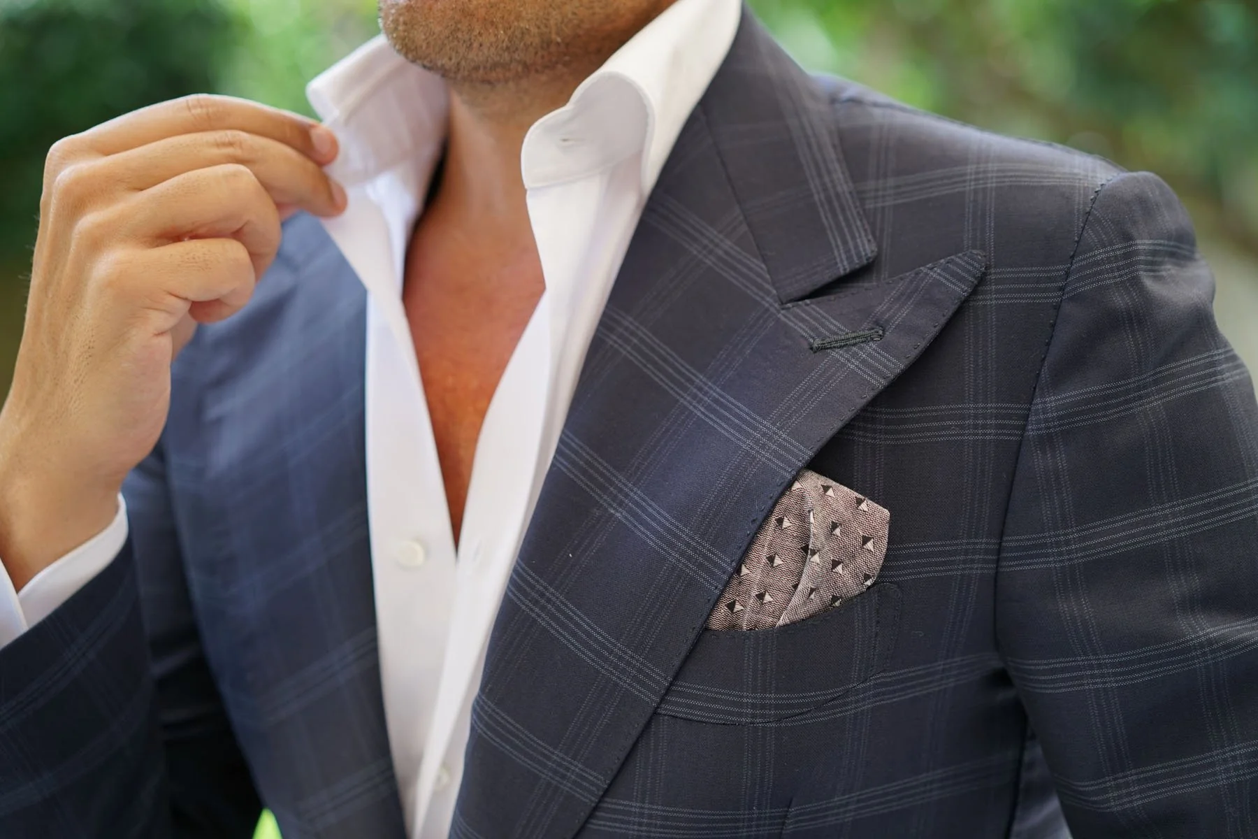 Inception Black Linen Pocket Square - Image 5