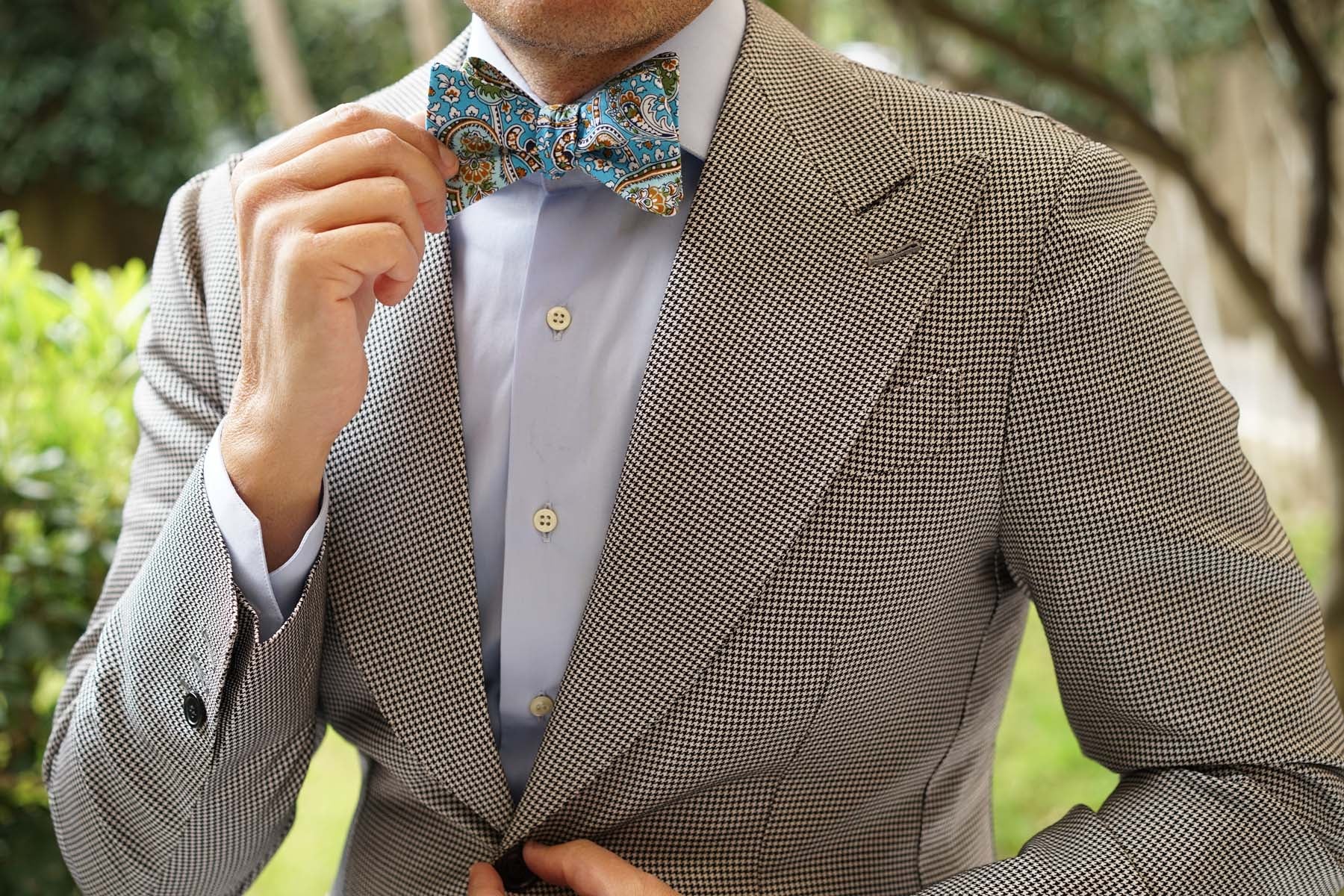 Isola Comacina Blue Paisley Self Bow Tie - Image 6