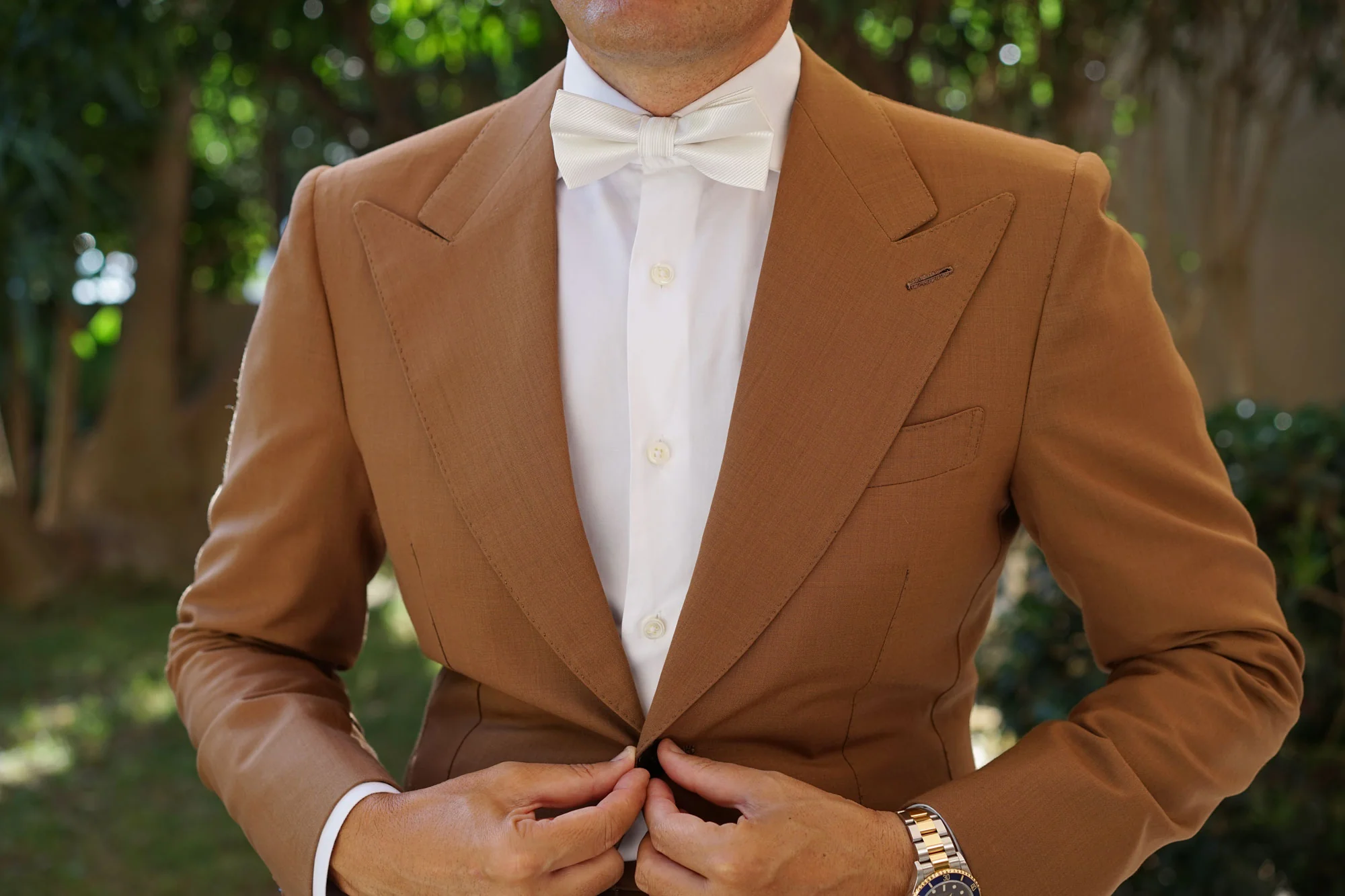 Ivory Crisp Twill Bow Tie - Image 3