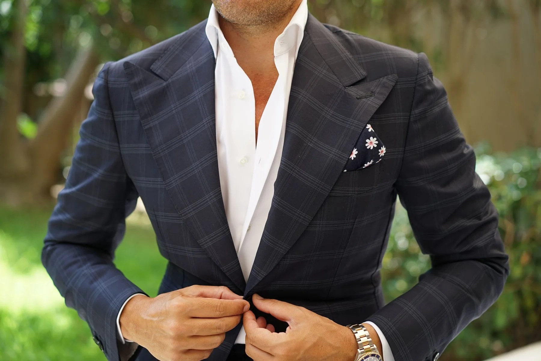 Jamaican White Flower Pocket Square - Image 6