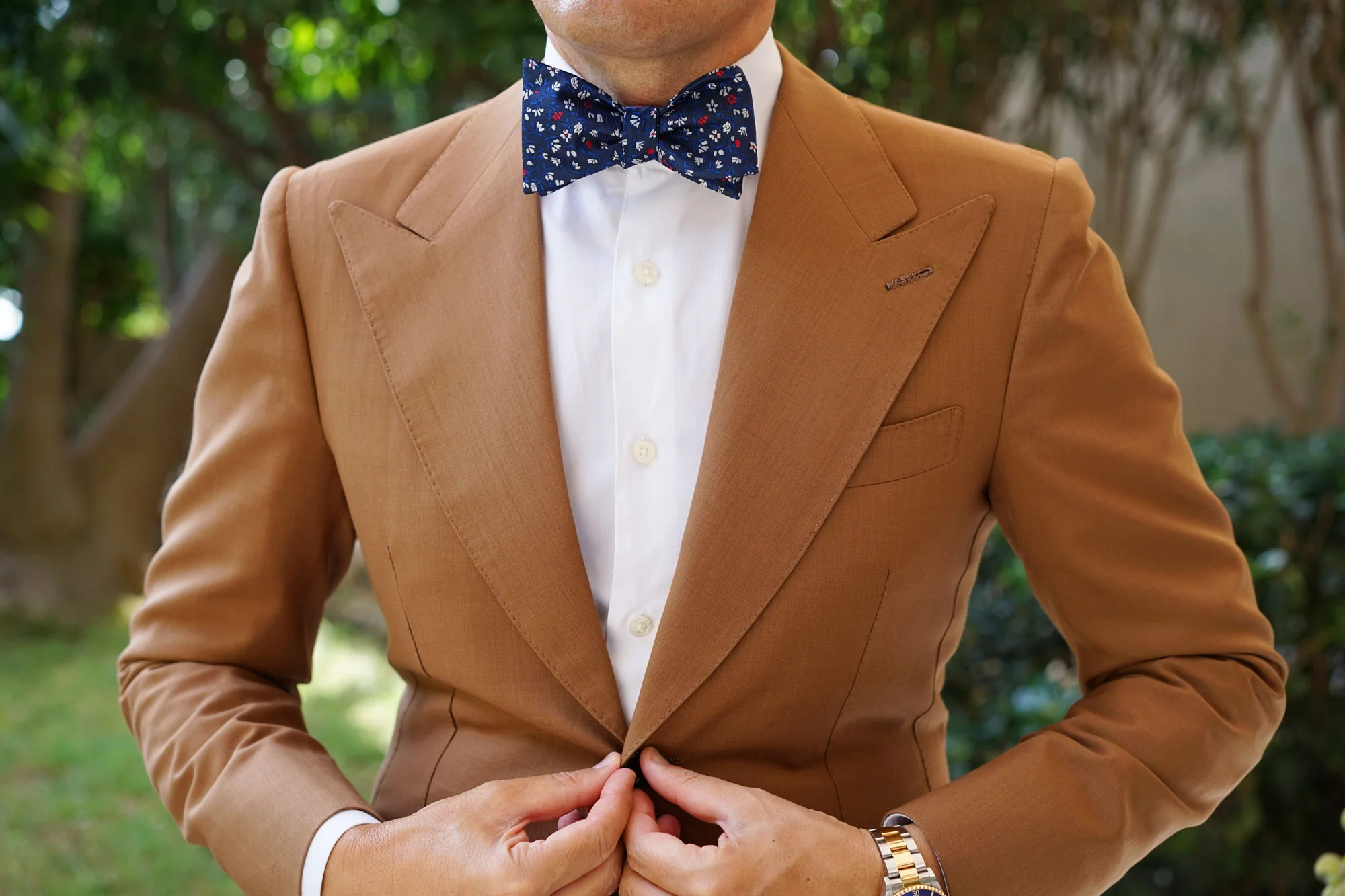 Jardin des Tuileries Navy Floral Self Bow Tie - Image 4